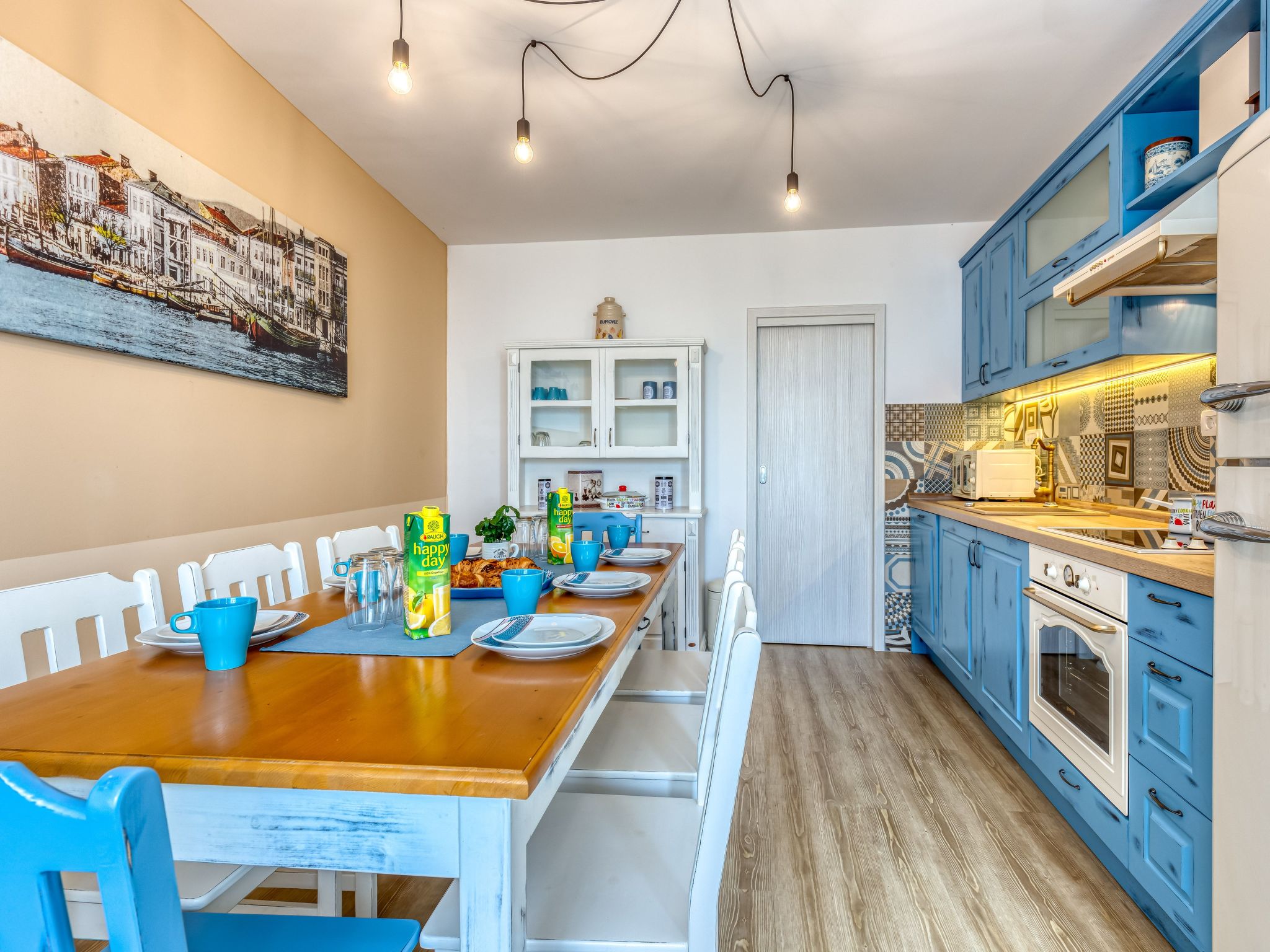 Villa LETICIJA - Luxusvilla mit beheiztem Pool, Sauna, Fitness & Grillplatz in-Binnen