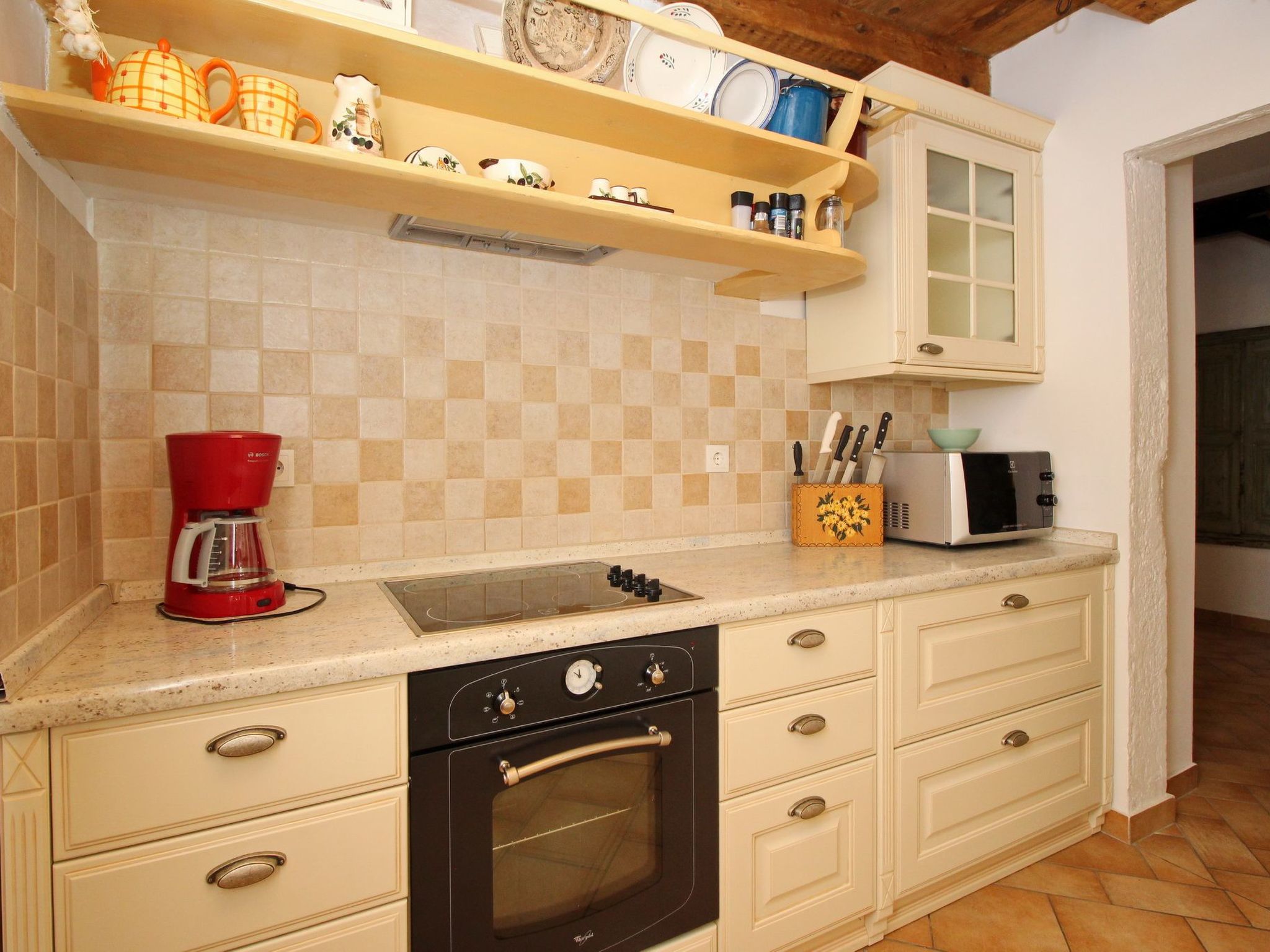 Renoviertes Steinhaus mit Garten und Pool ideal für ein erholsamen Urlaub-Binnen