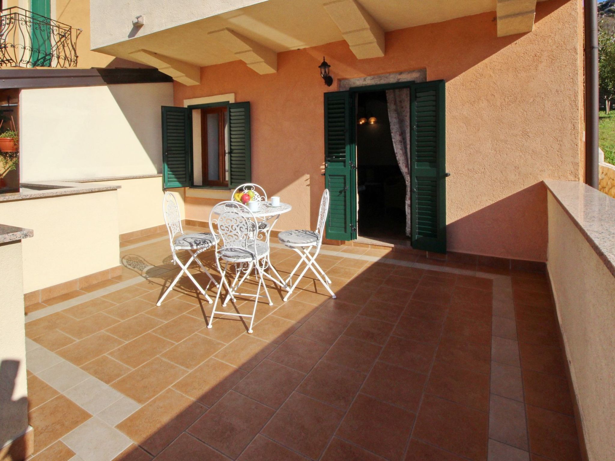 Renoviertes Steinhaus mit Garten und Pool ideal für ein erholsamen Urlaub-Binnen