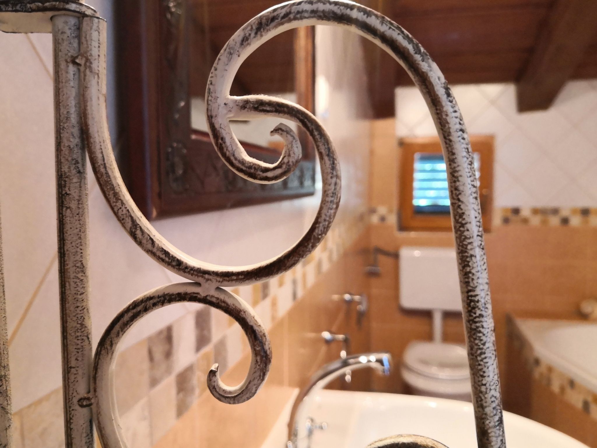 Renoviertes Steinhaus mit Garten und Pool ideal für ein erholsamen Urlaub-Binnen