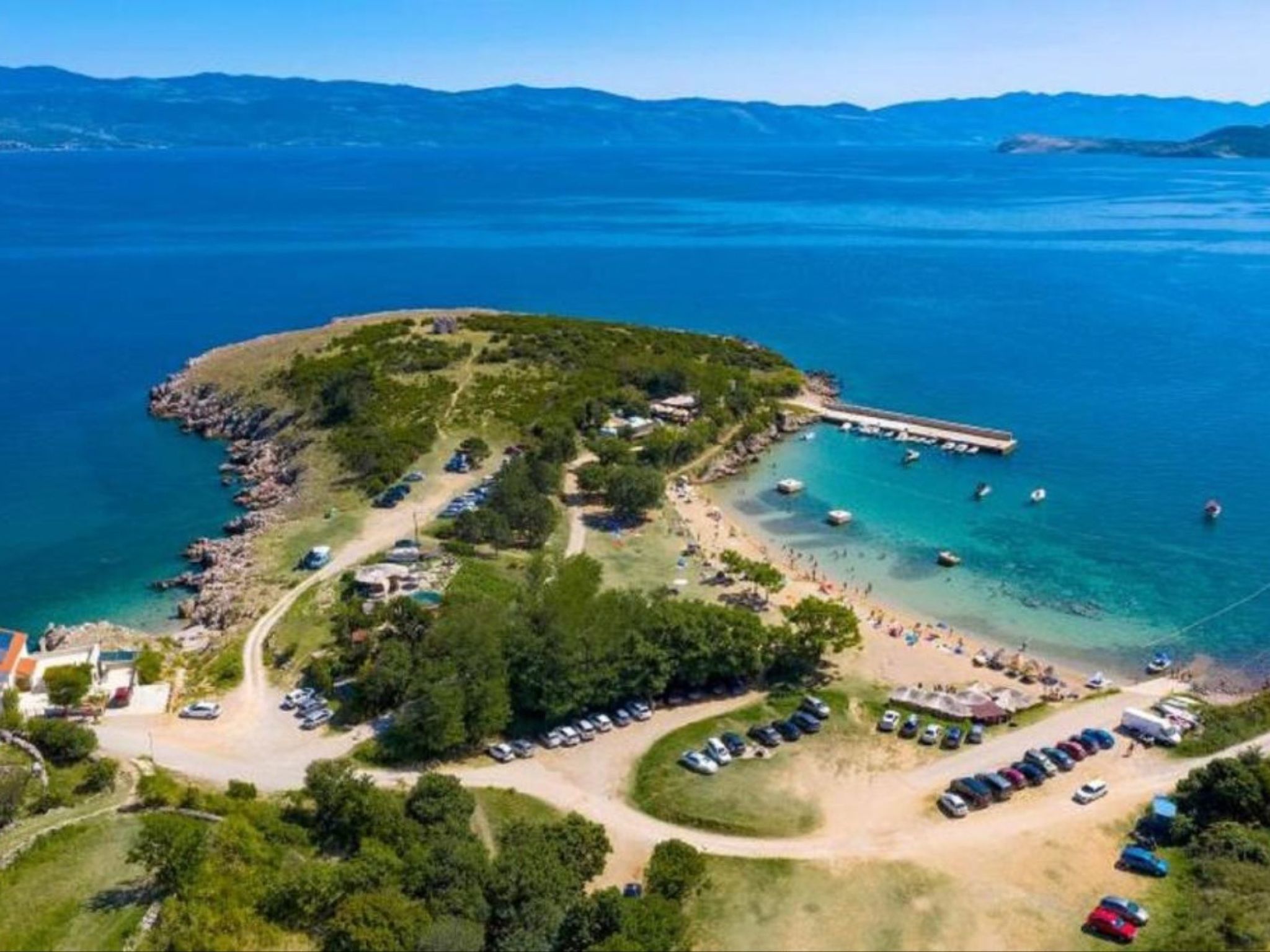 Vila Petite - Steinvilla mit Pool