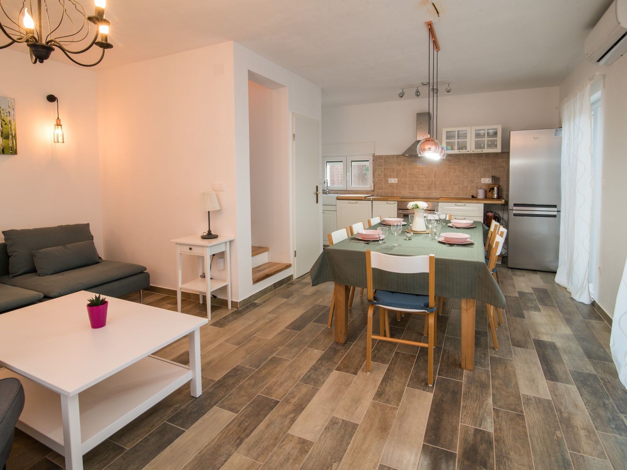 Vila Petite - Steinvilla mit Pool-Image-tags.info