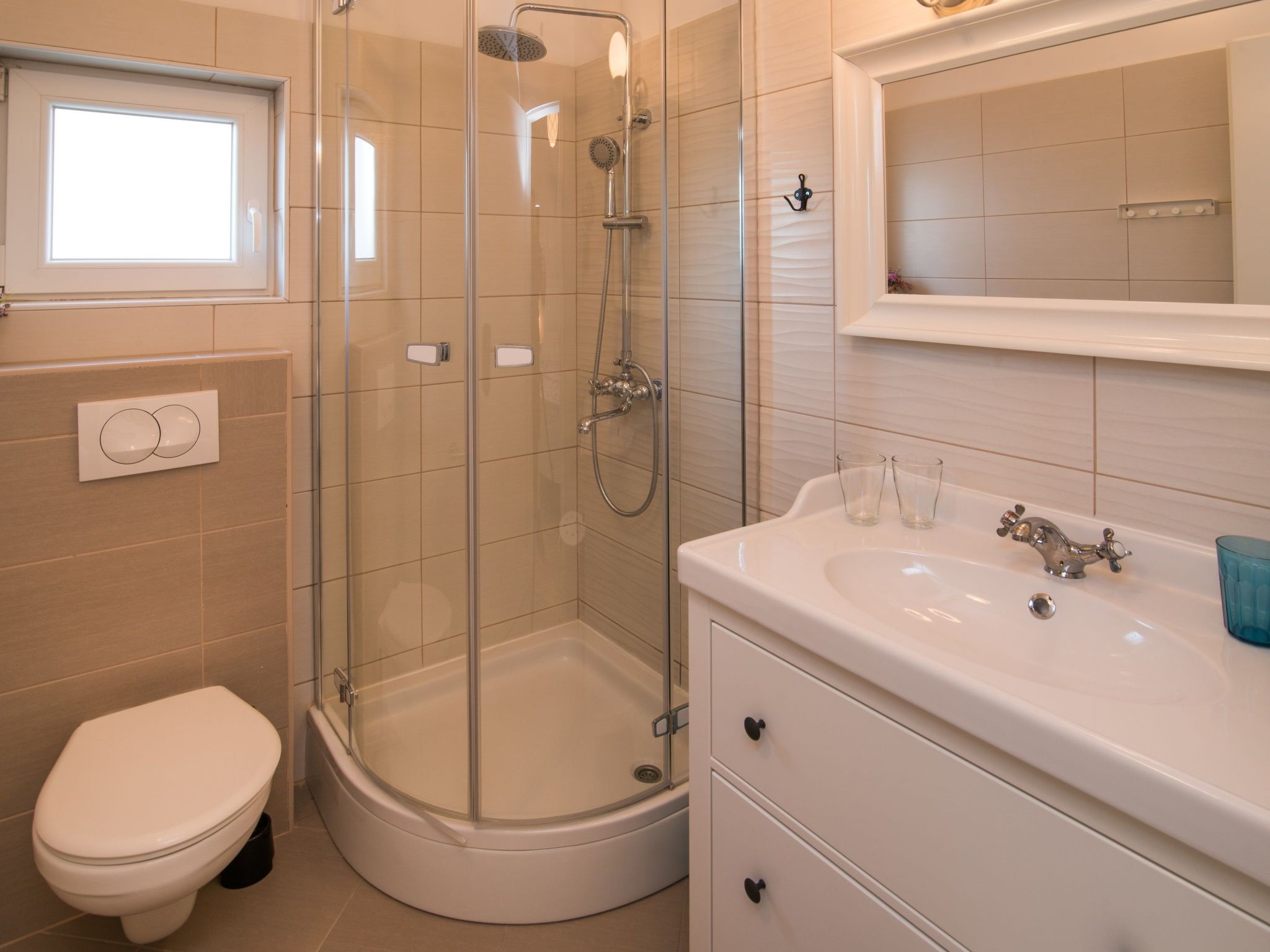 Vila Petite - Steinvilla mit Pool-Image-tags.info