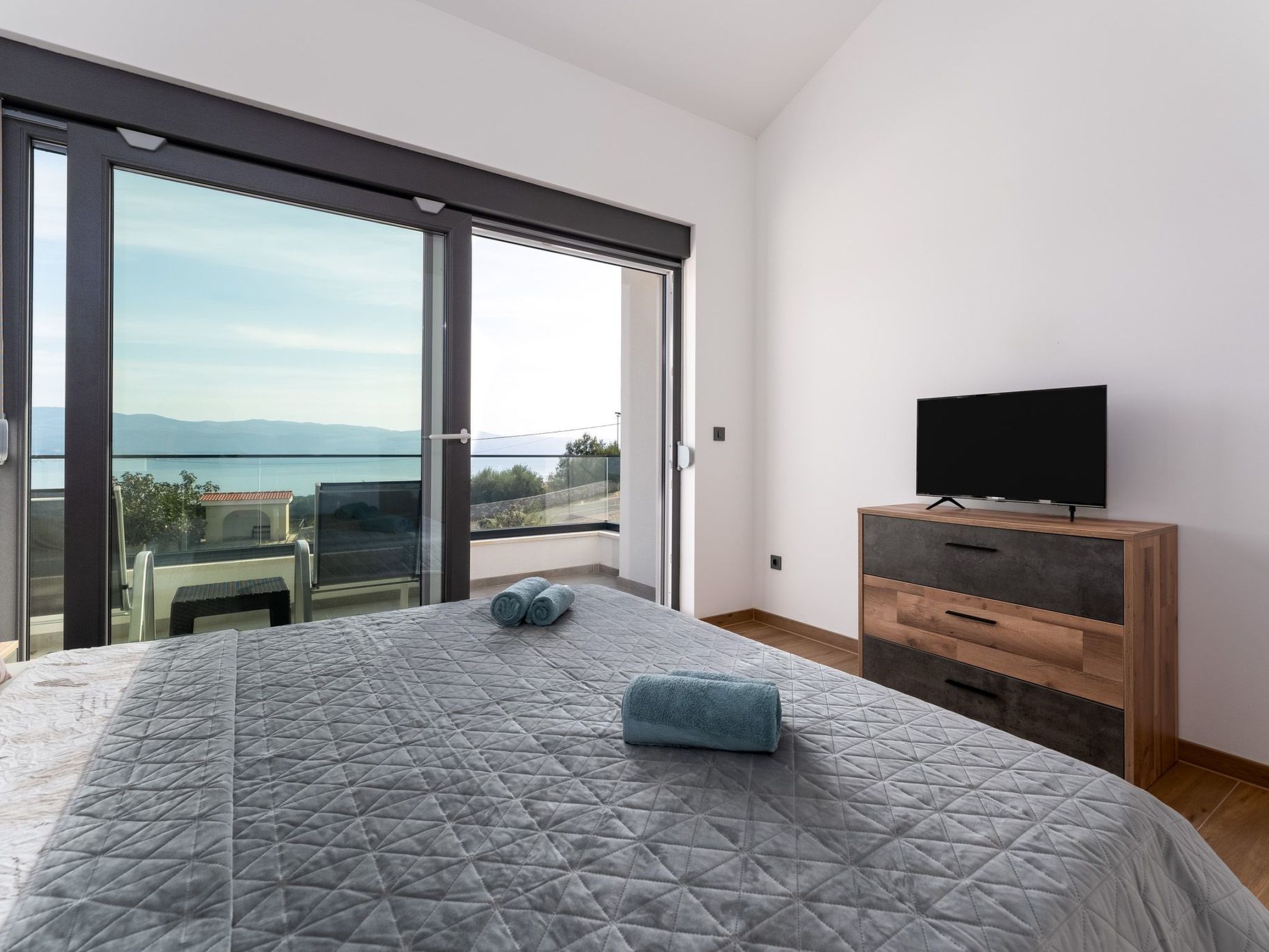 Villa "Rosemary" mit Pool und Panoramablick auf das Meer-Image-tags.info