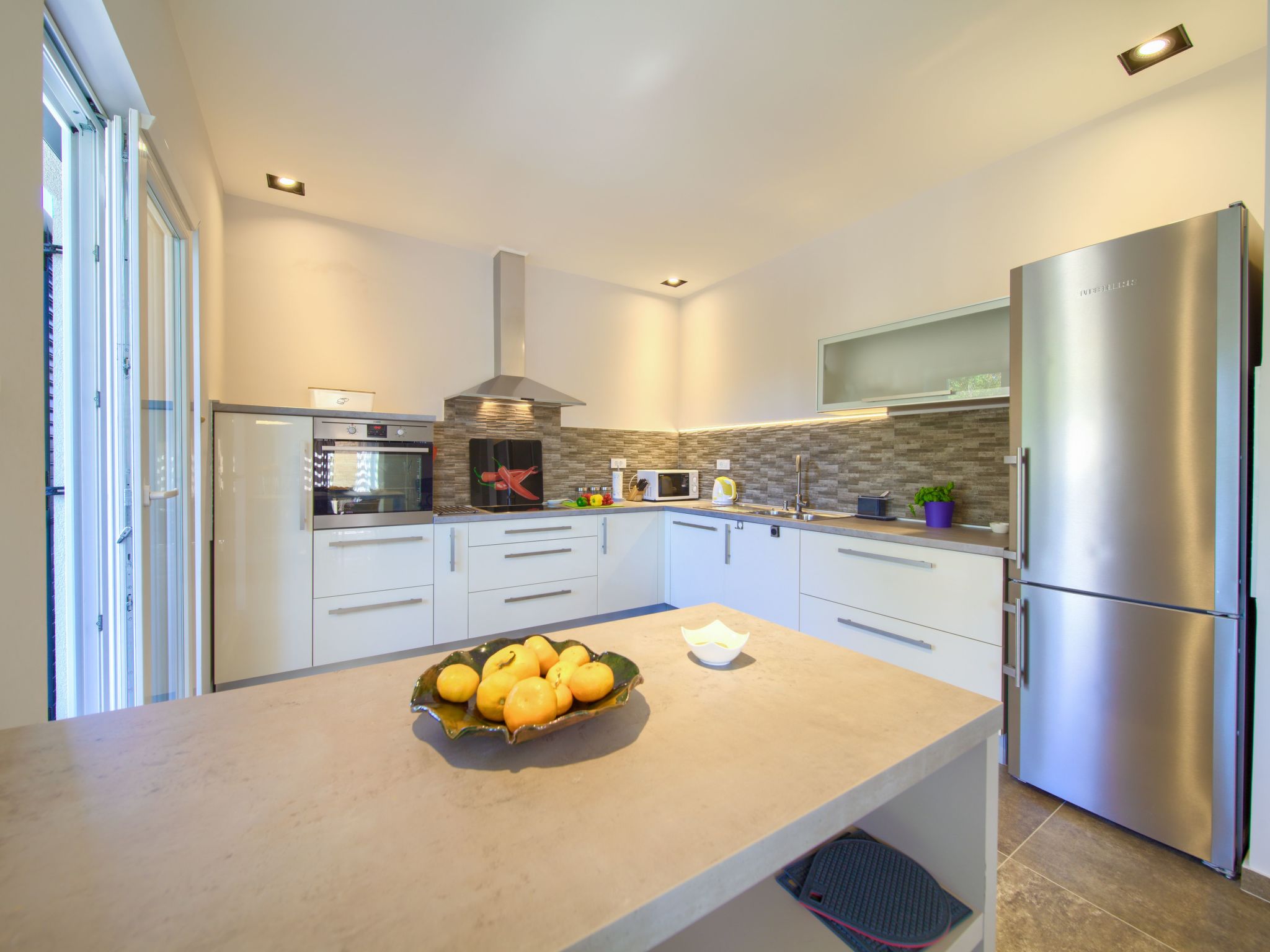 Villa "Adria" mit Garten, Grill und Terrasse-Image-tags.info