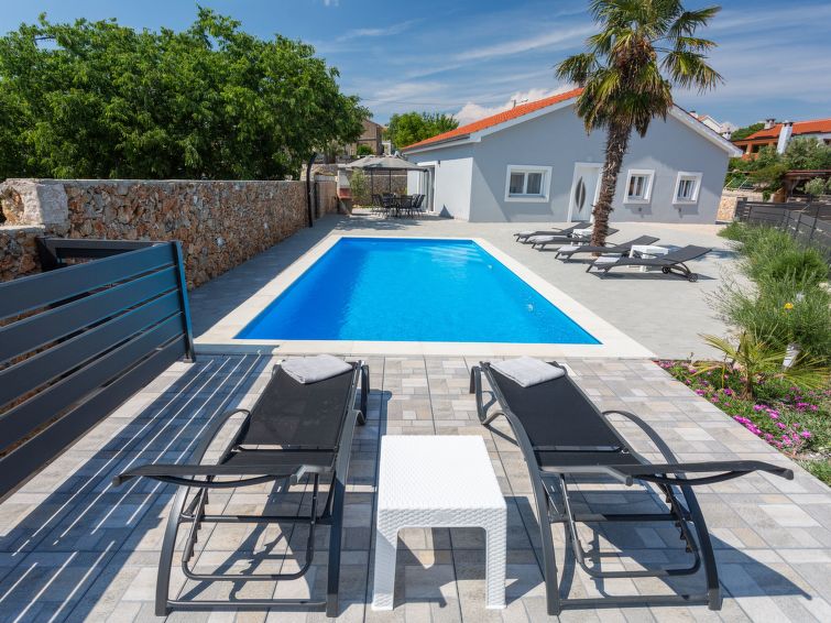 "Villa Mia" Mit Privatem Pool - Krk