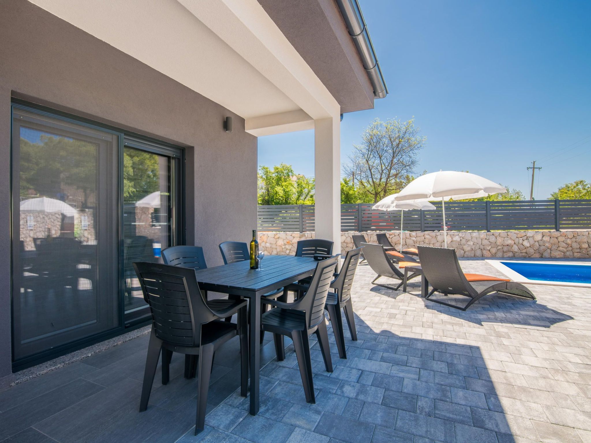 "Villa Enie" mit eigenem Pool-Image-tags.info