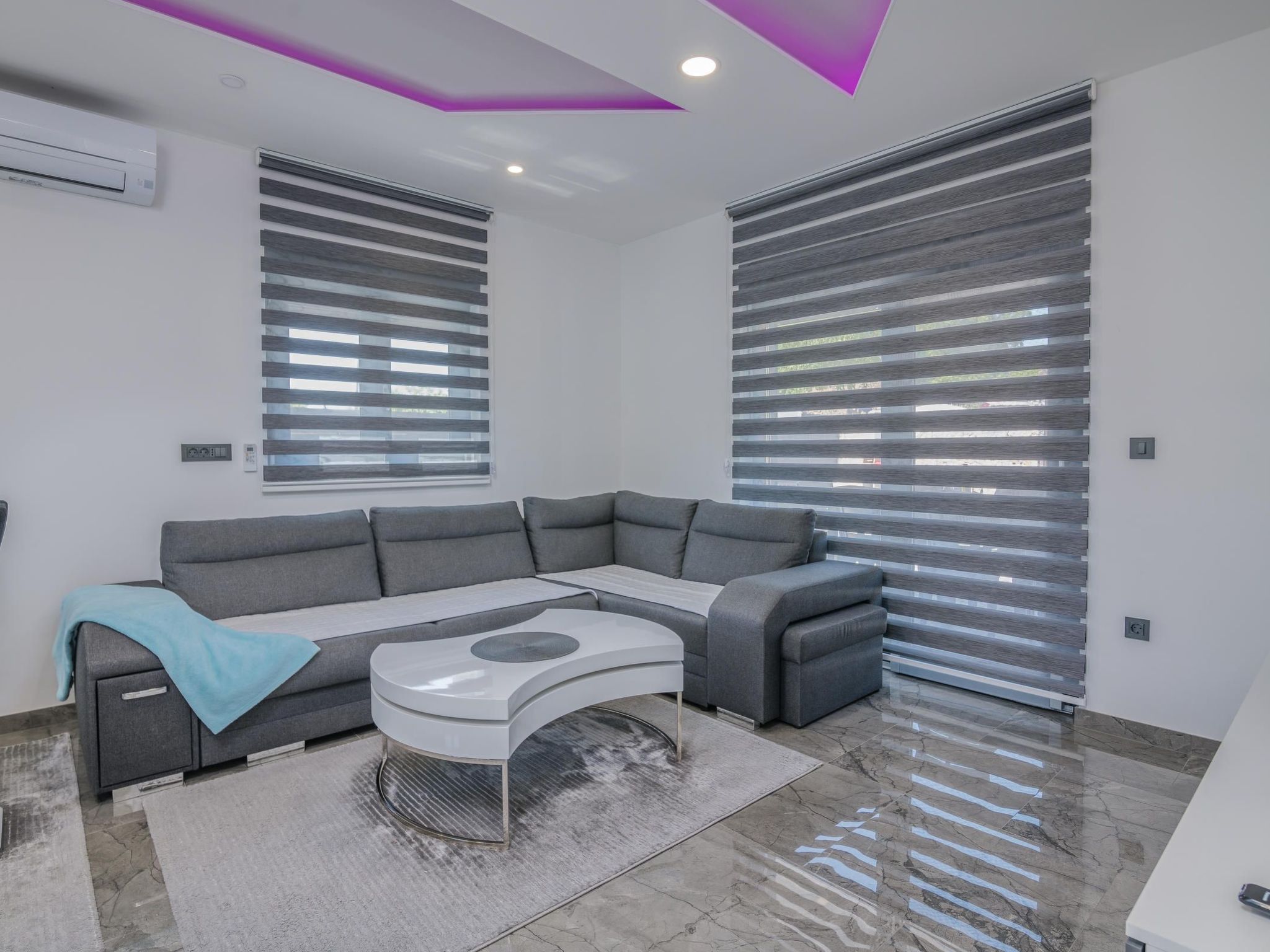 "Villa Enie" mit eigenem Pool-Image-tags.info