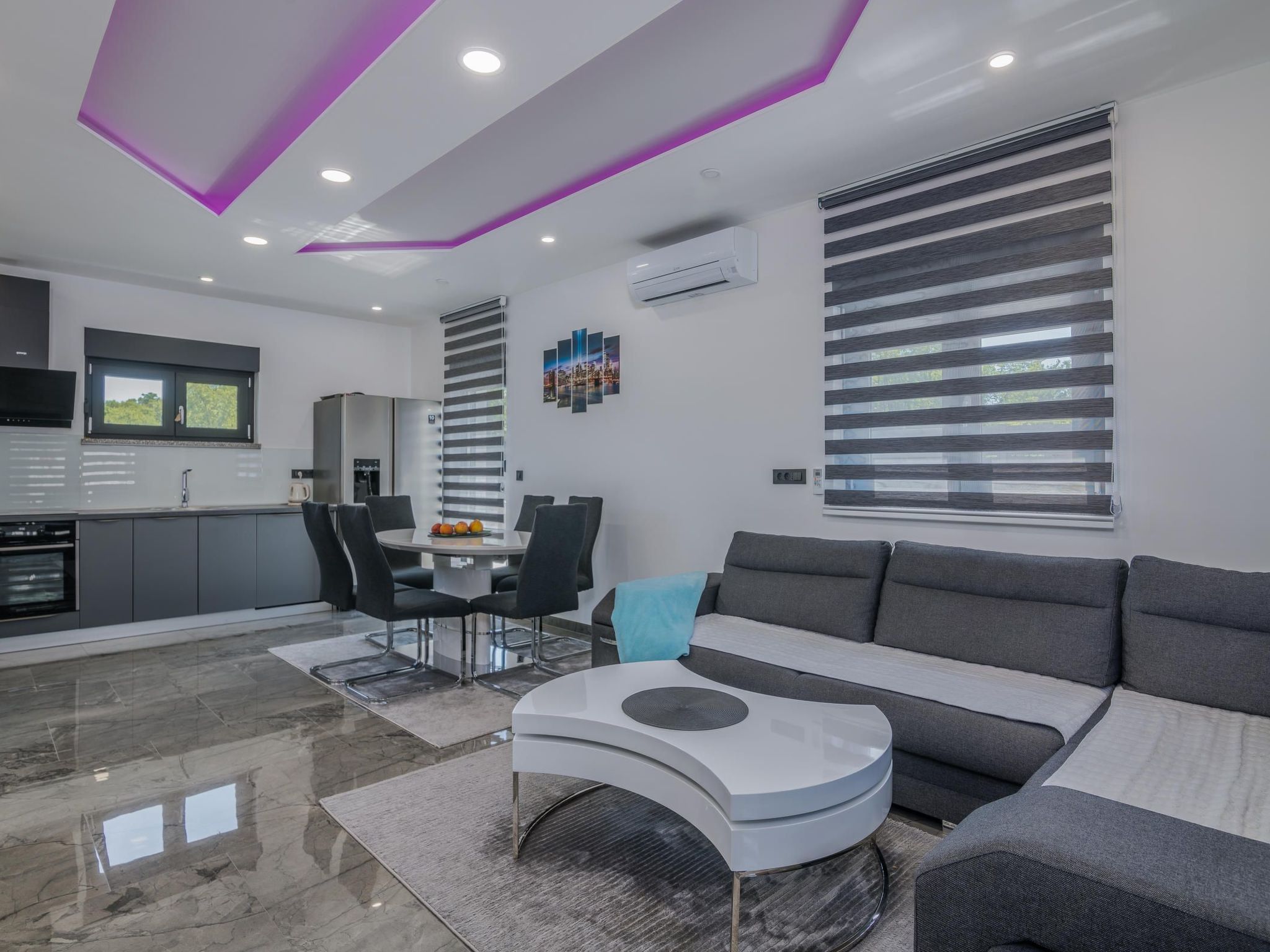 "Villa Enie" mit eigenem Pool-Image-tags.info