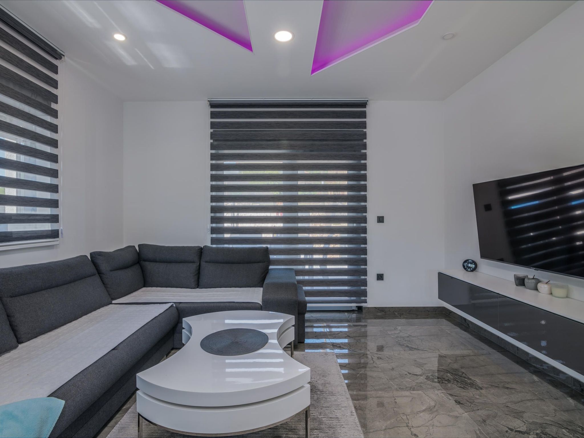 "Villa Enie" mit eigenem Pool-Image-tags.info