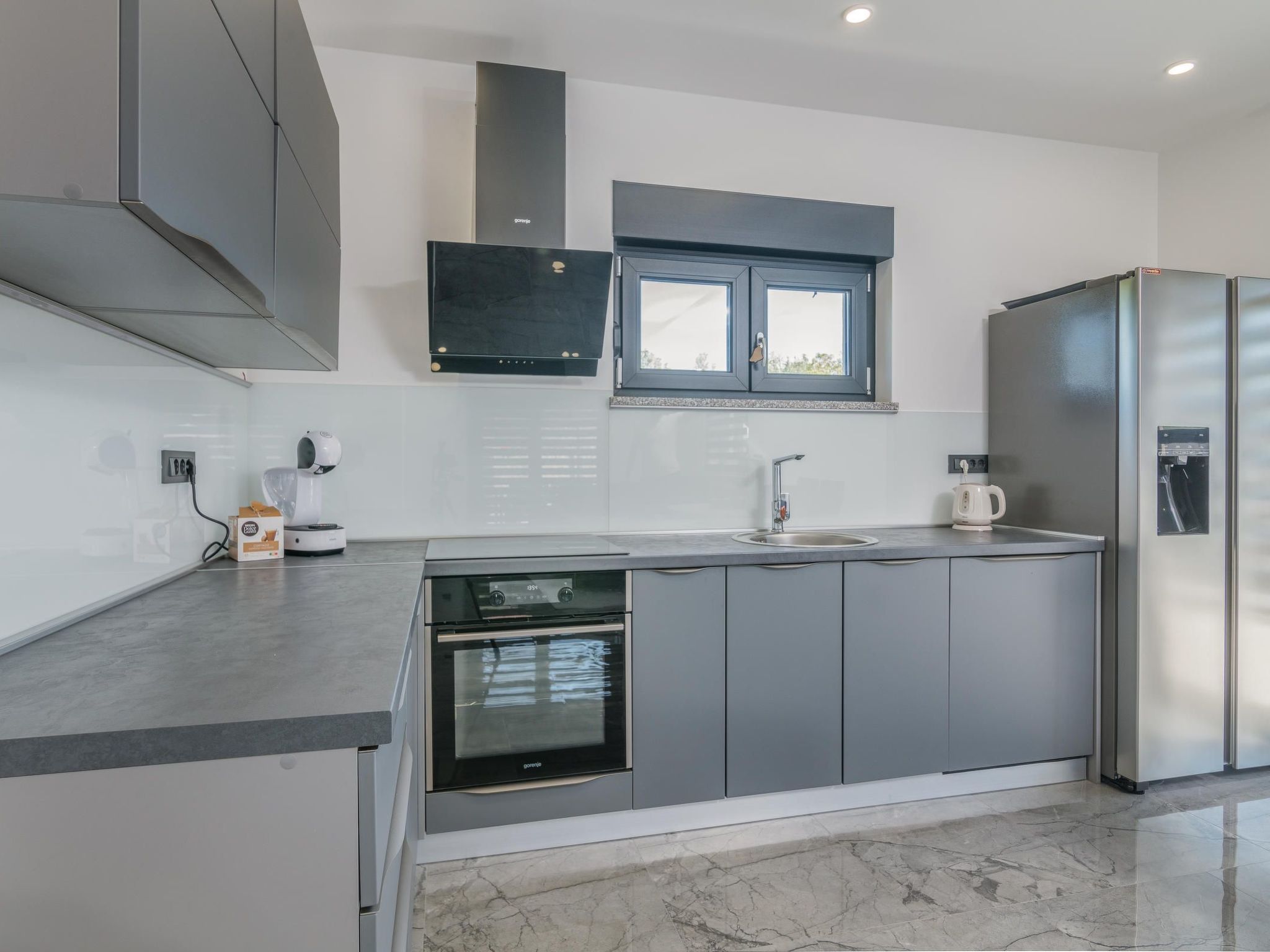 "Villa Enie" mit eigenem Pool-Image-tags.info