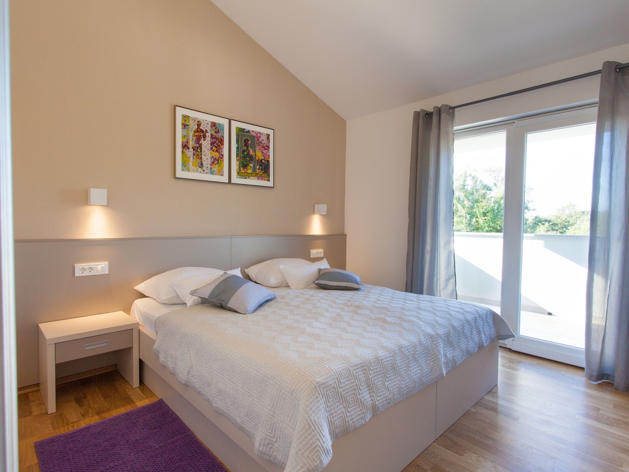 "Adrimar" mit privatem Pool-Image-tags.info