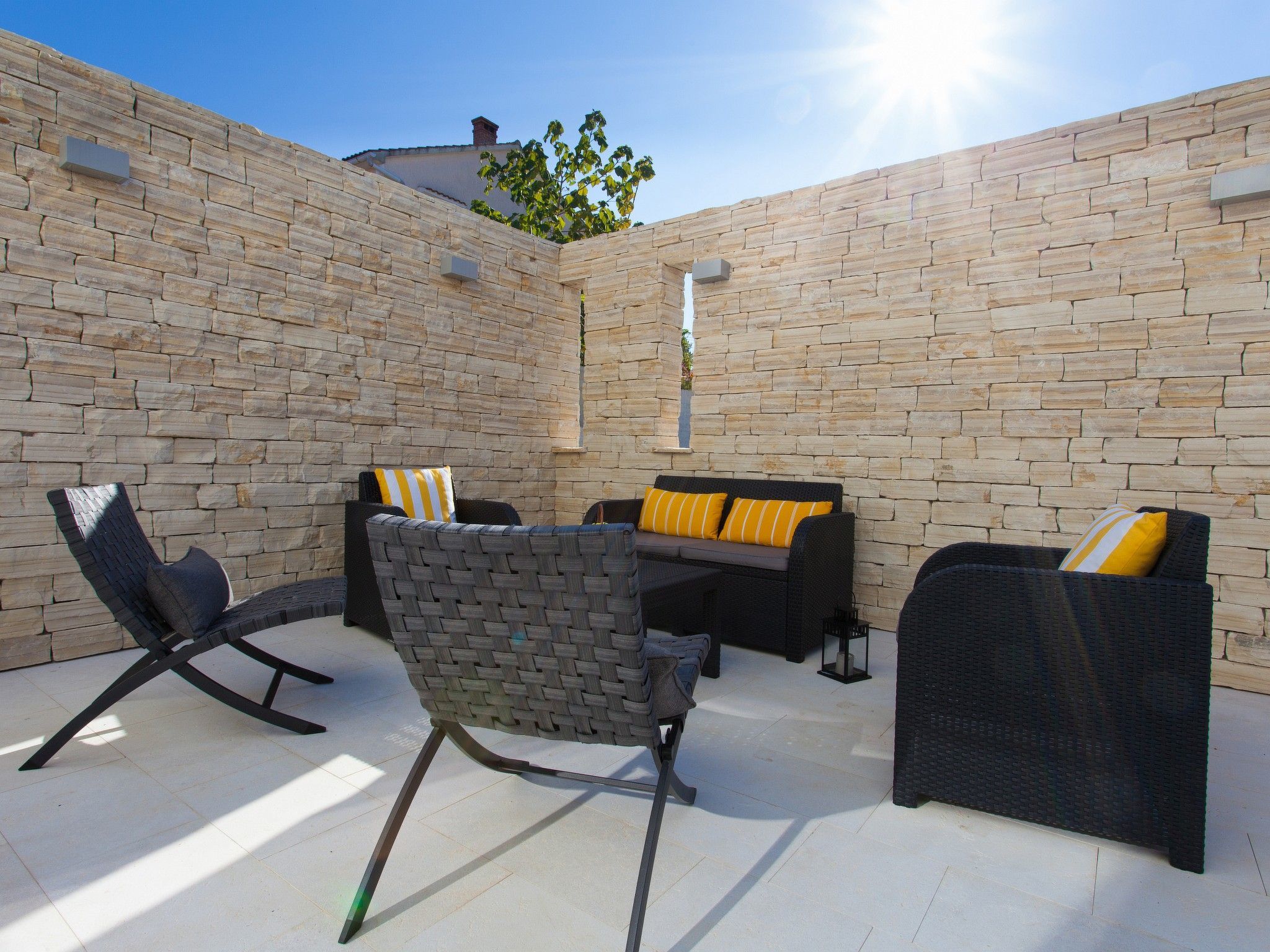 "Adrimar" mit privatem Pool-Image-tags.info