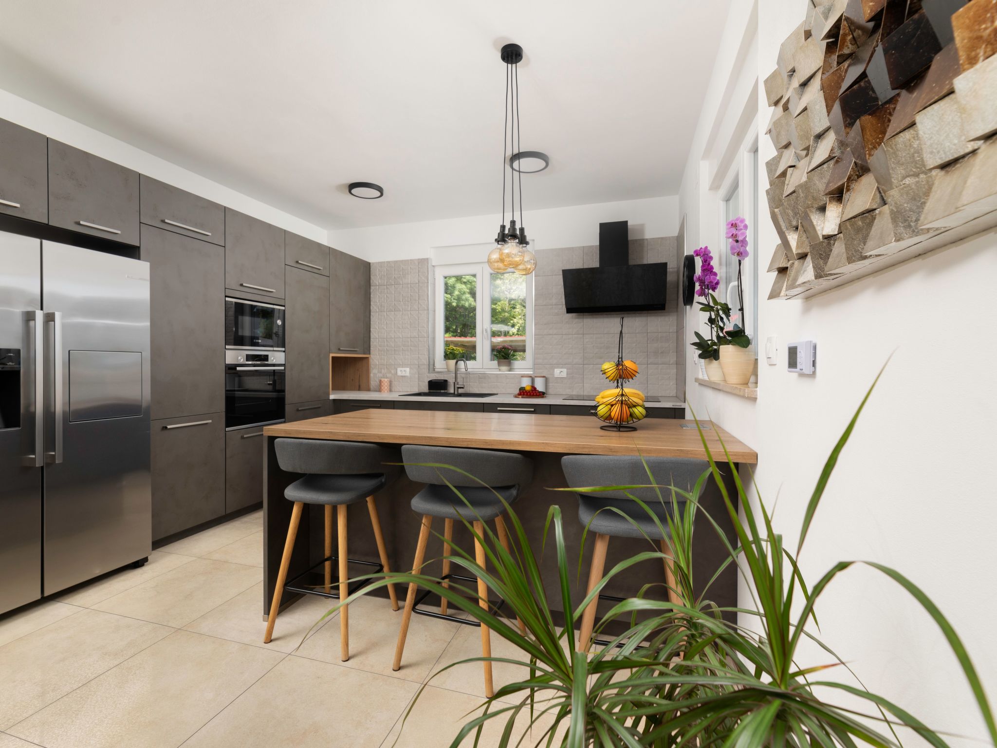 Vila Ema mit Meerblick-Drinnen