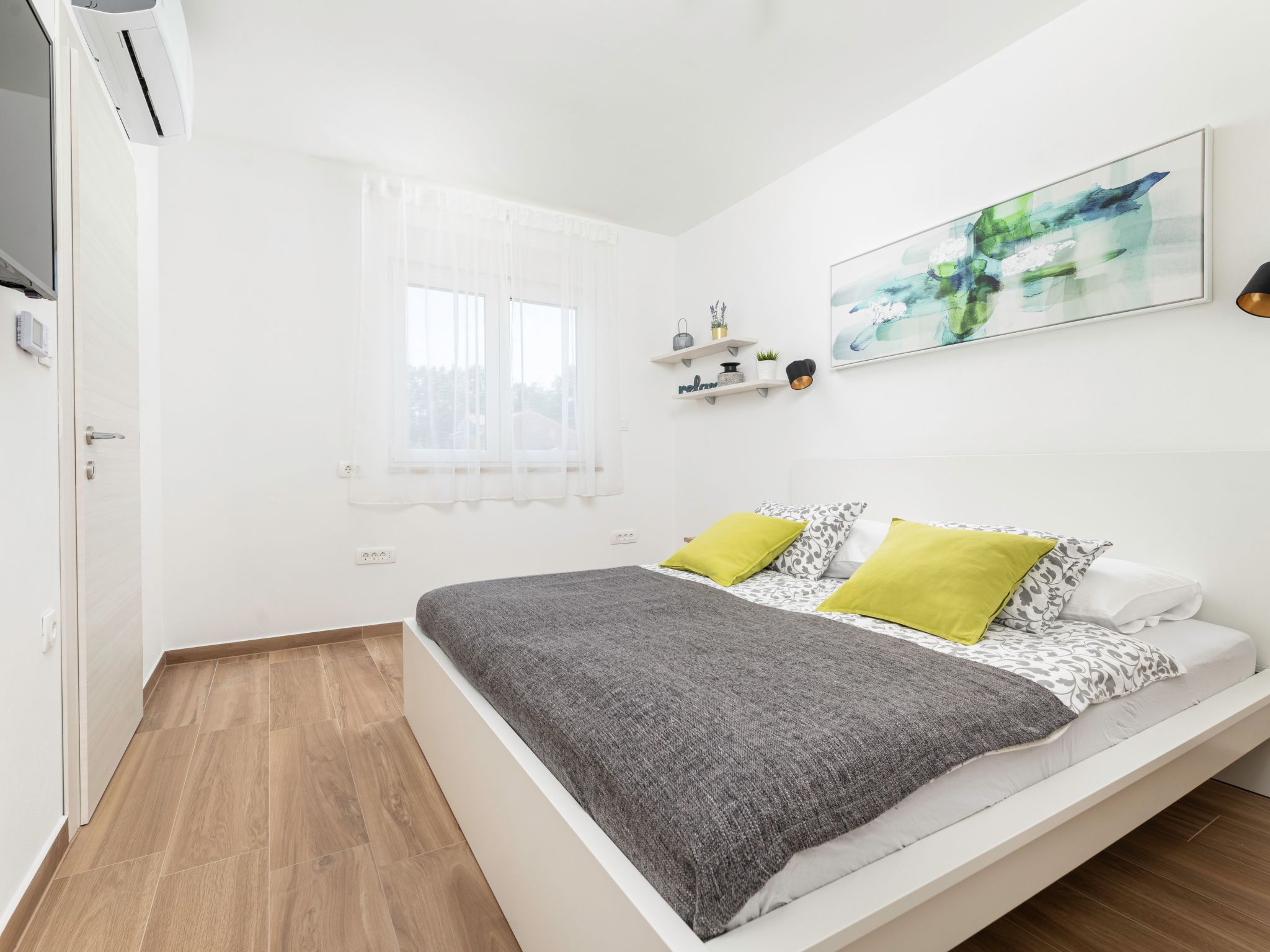 Vila Ema mit Meerblick-Drinnen