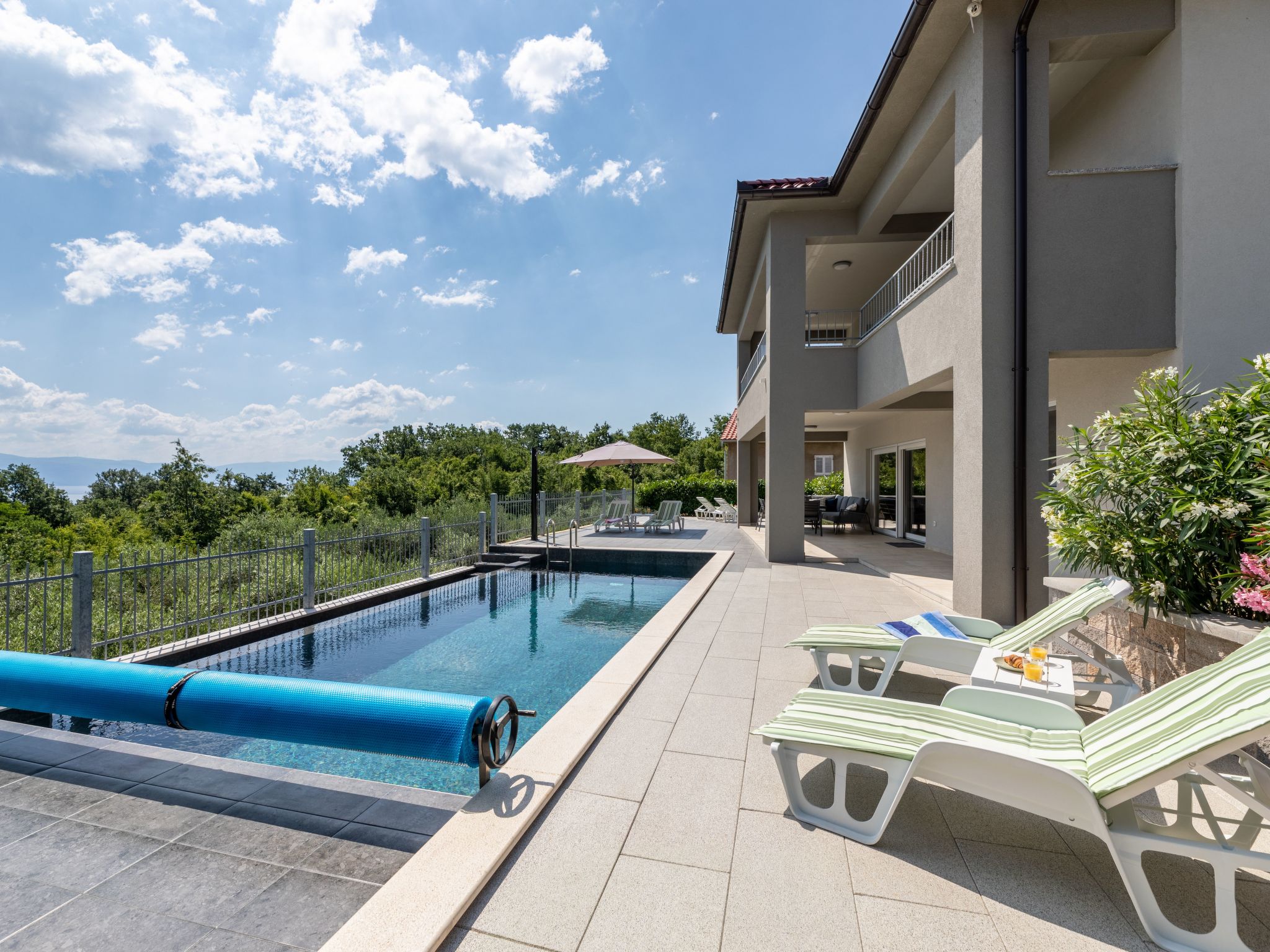 Vila Ema mit Meerblick