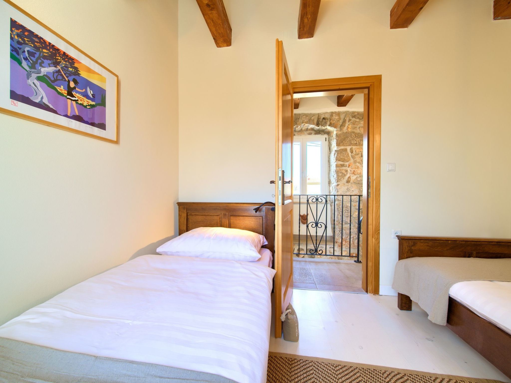 Steinvilla Margaret mit Pool und besonderem Flair-Dedans