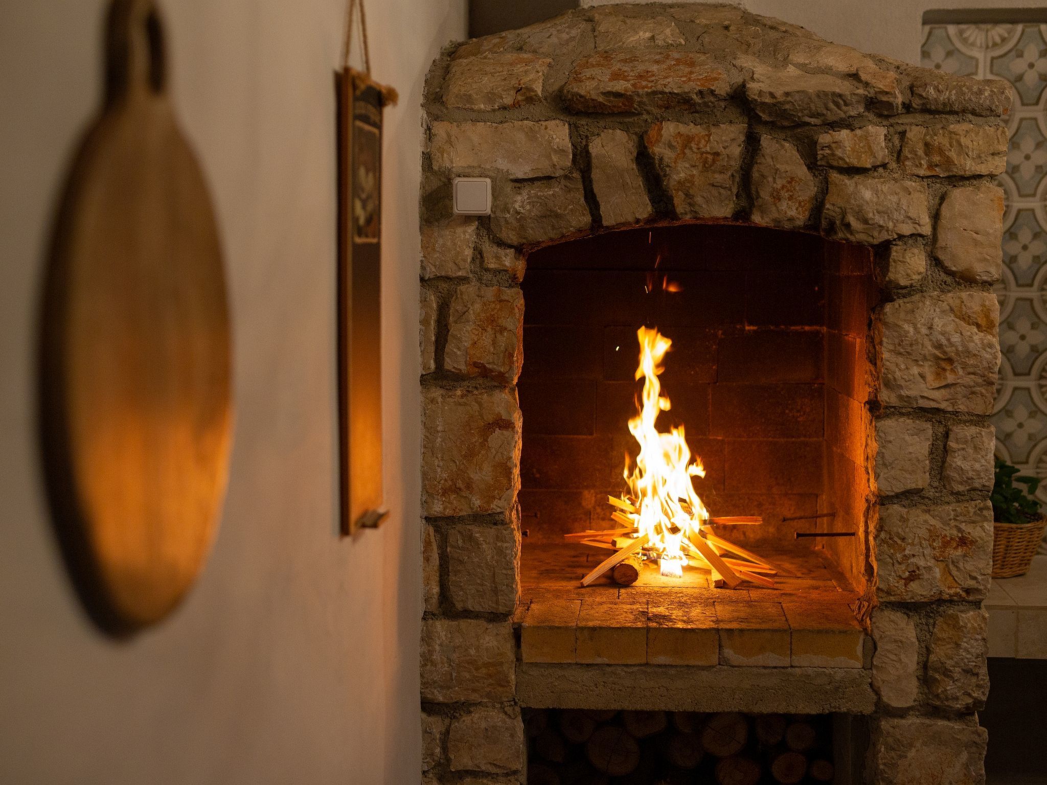 Steinvilla Margaret mit Pool und besonderem Flair-Dedans