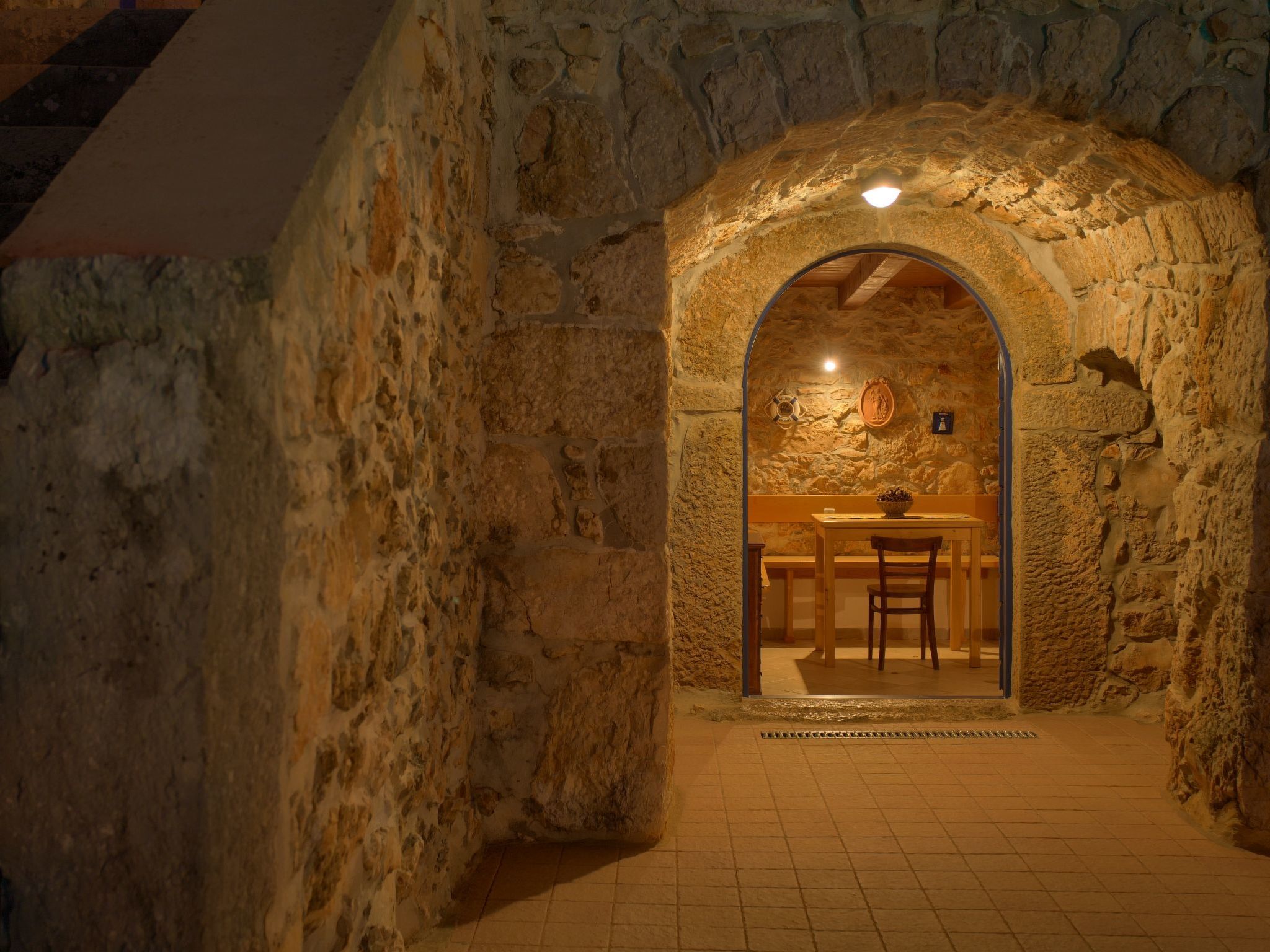 Steinvilla Margaret mit Pool und besonderem Flair-Dedans