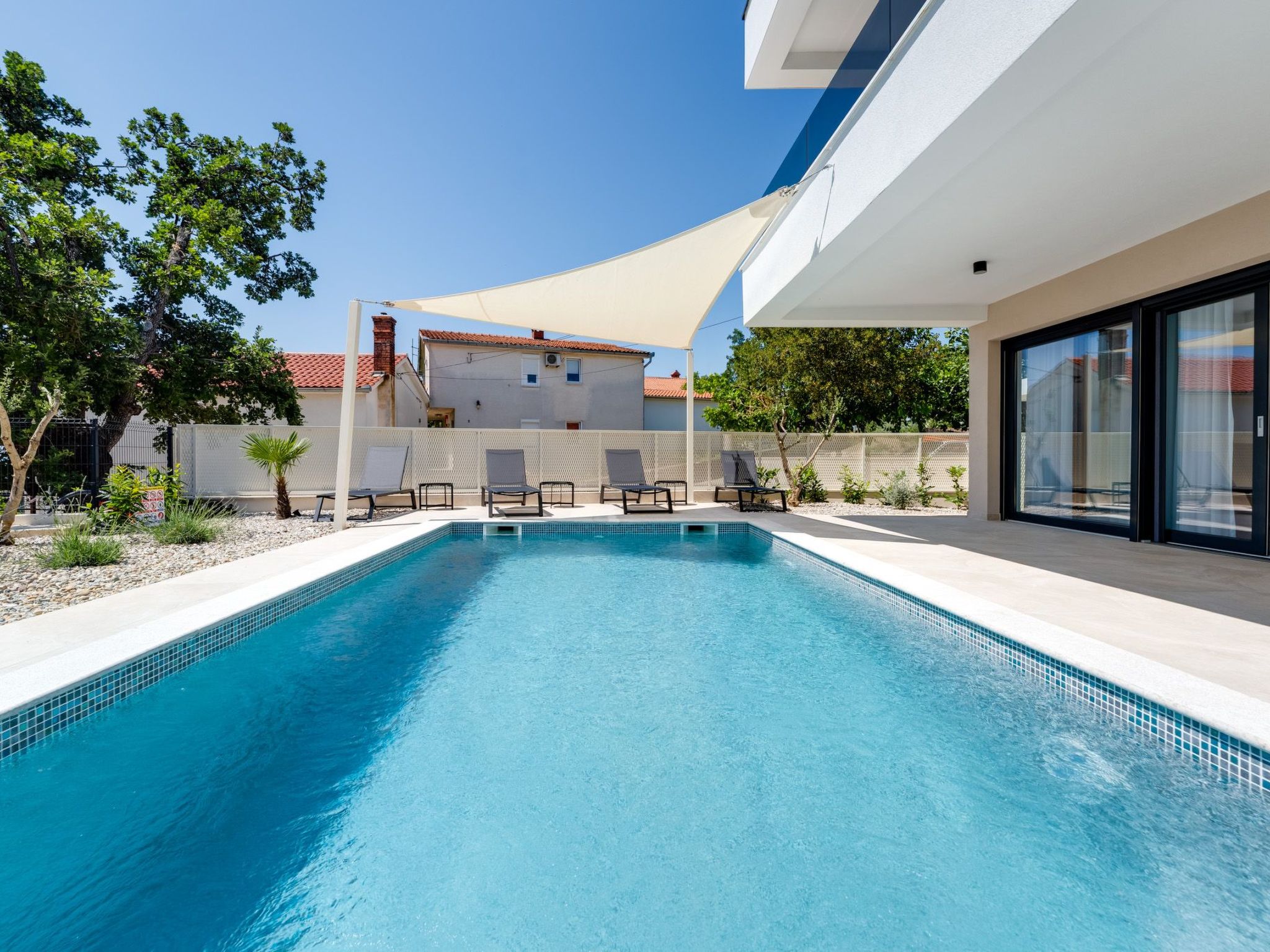 Ferienvilla "vila Mirakul" mit privatem Pool-Image-tags.info