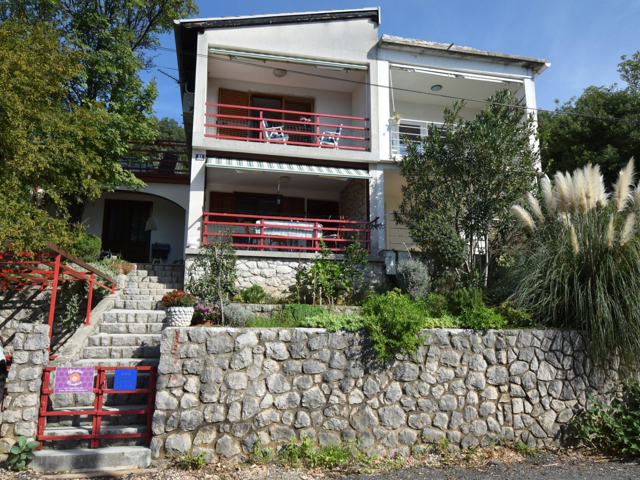 Cvenkica-Image-tags.info