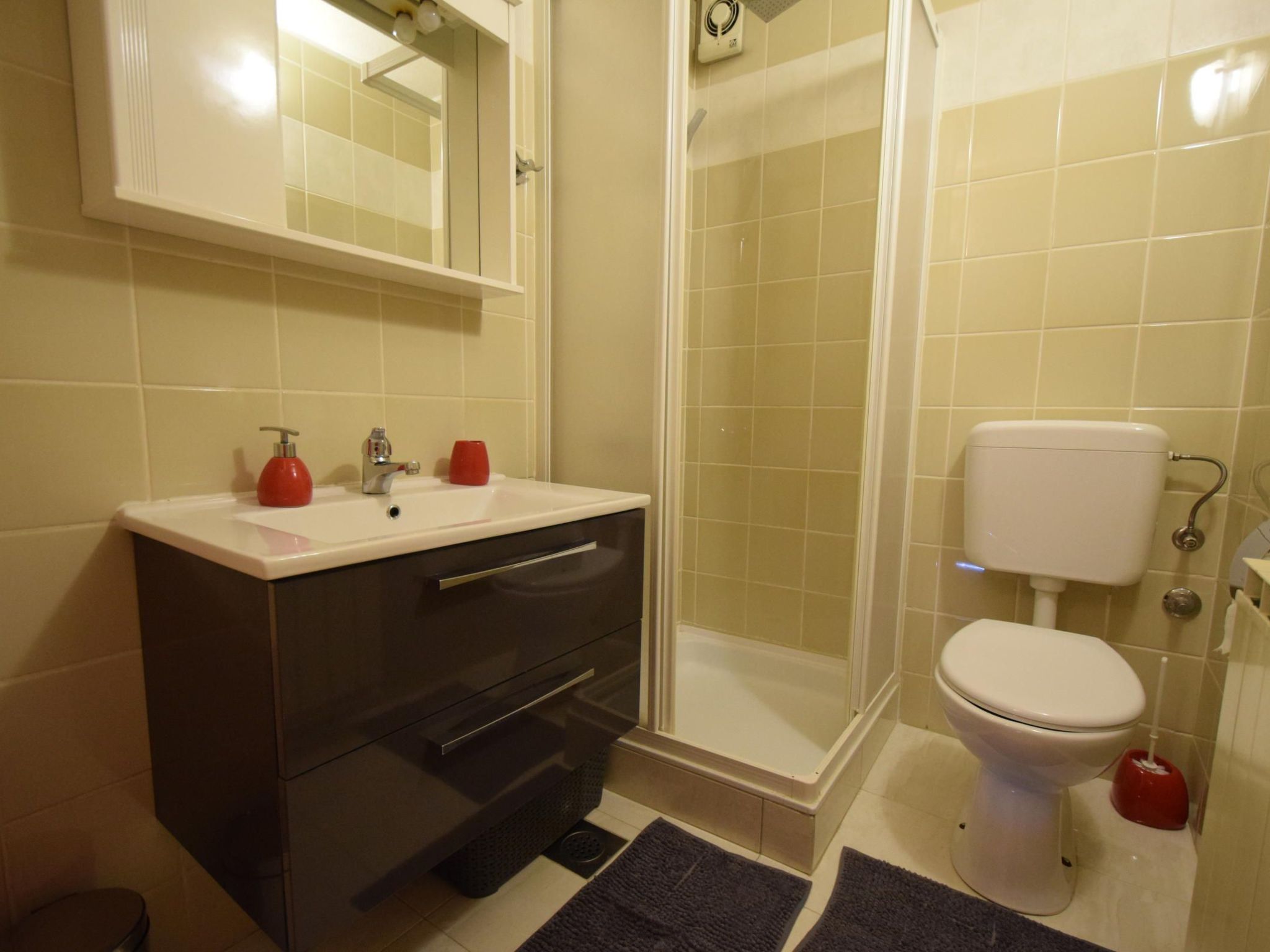 Zrinka 1-Image-tags.info