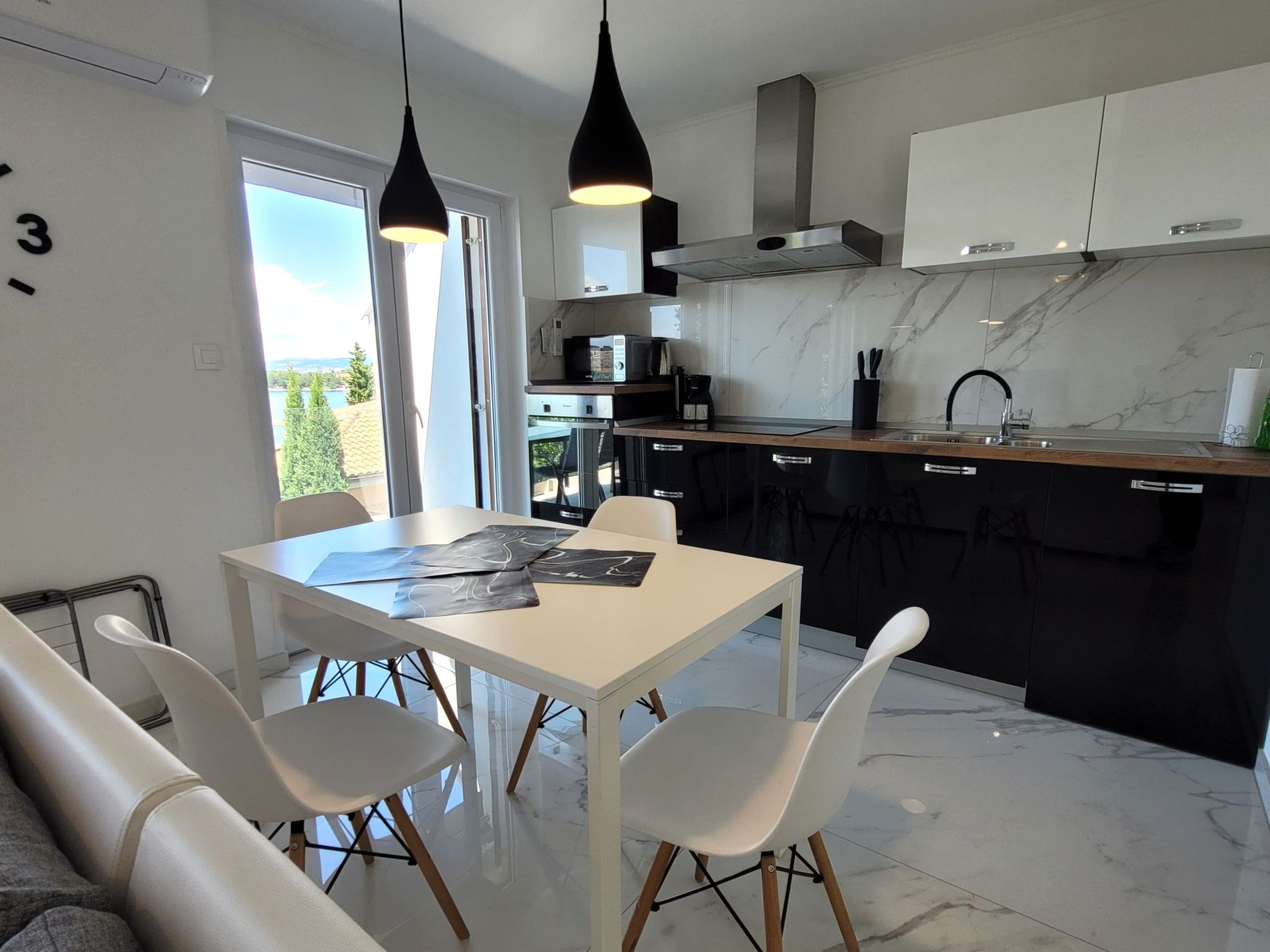 "Carla2" direkt am Strand-Image-tags.info