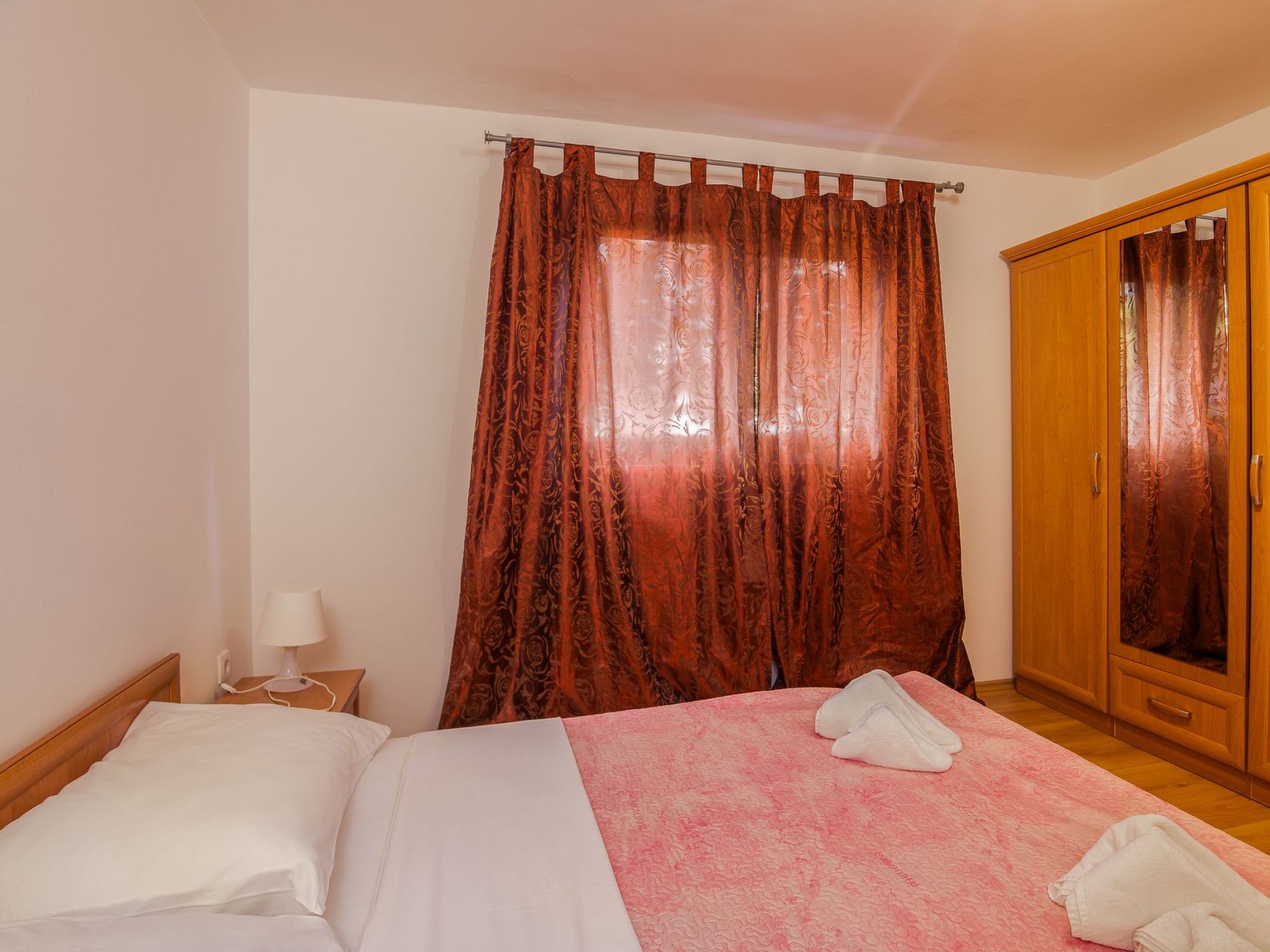 Katja 1-Image-tags.info