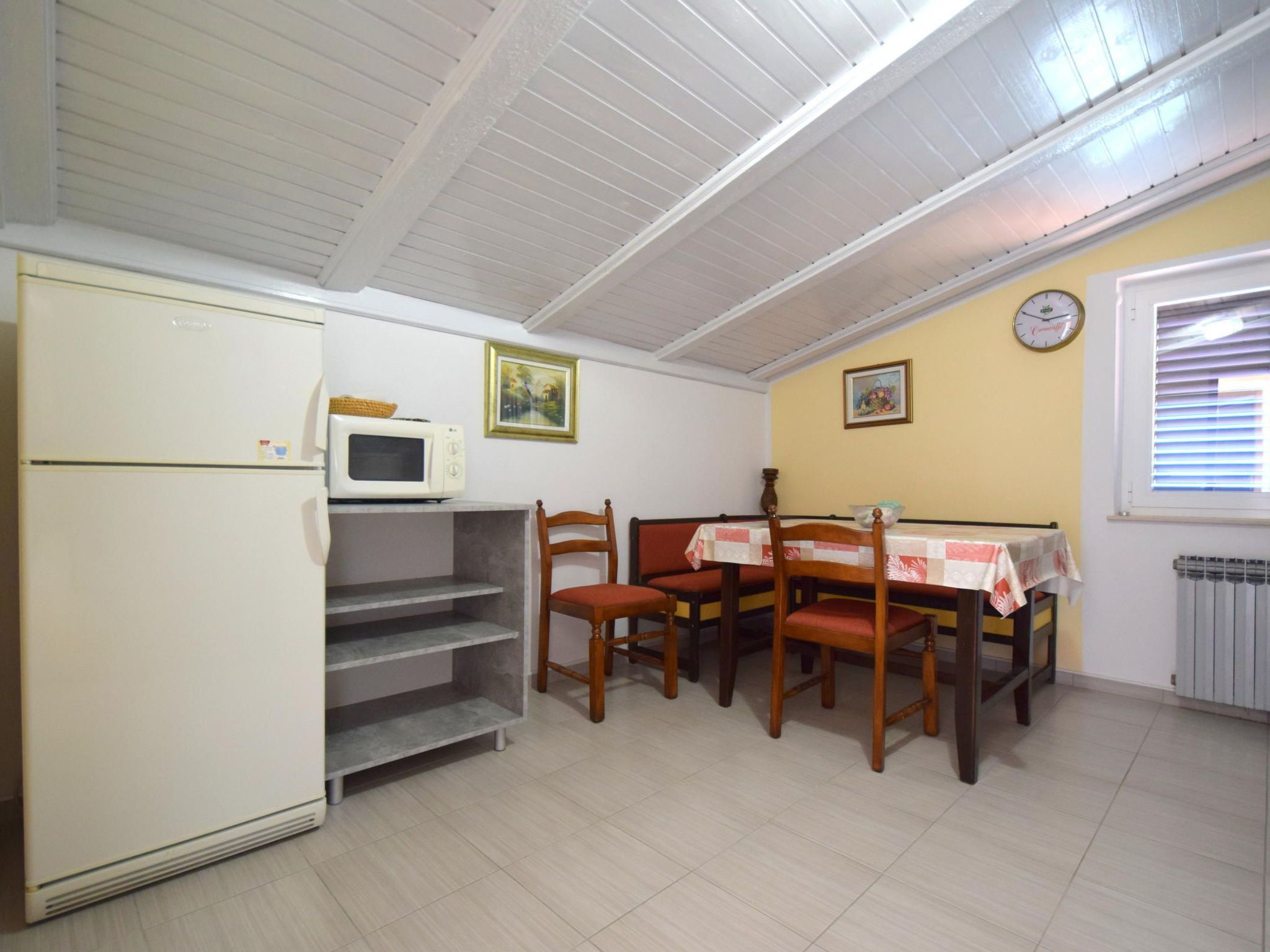 "Slunjski" mit Balkon-Image-tags.info