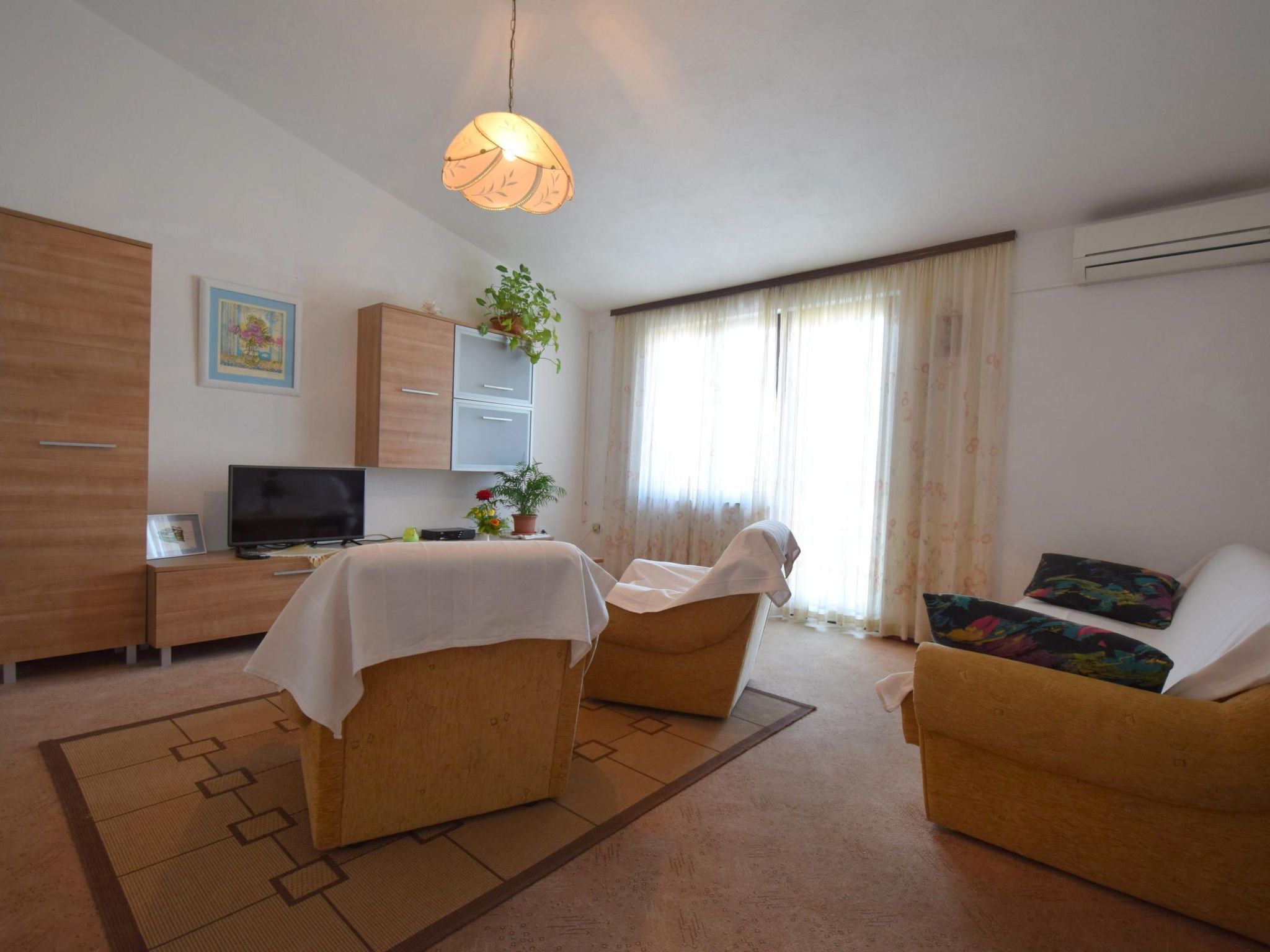 Milica-Image-tags.info