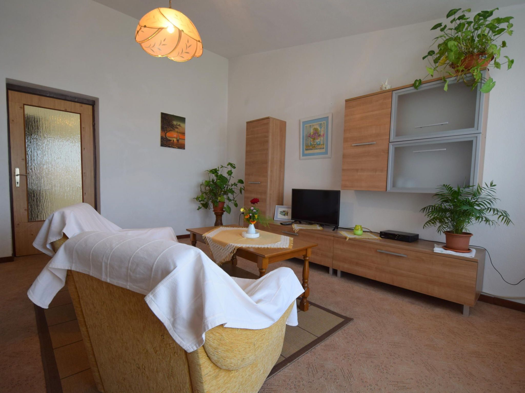 Milica-Image-tags.info