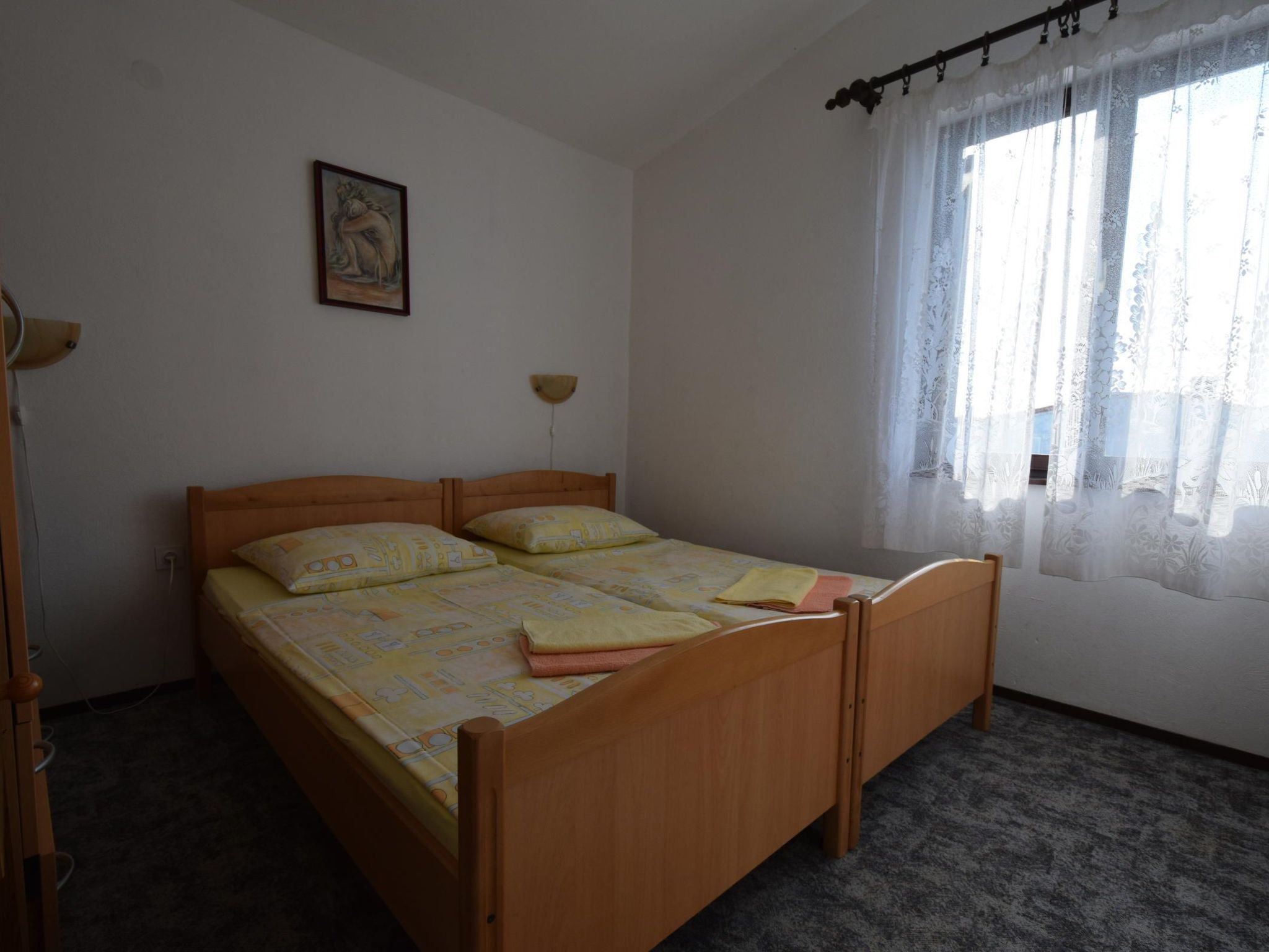 Milica-Image-tags.info