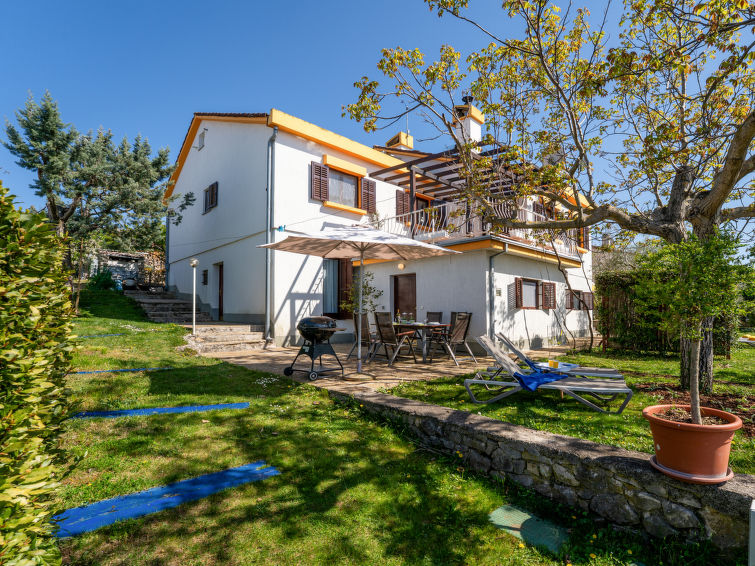 Op 900 m van zee: Comfortabel appartement in Njivice, Krk in Njivice