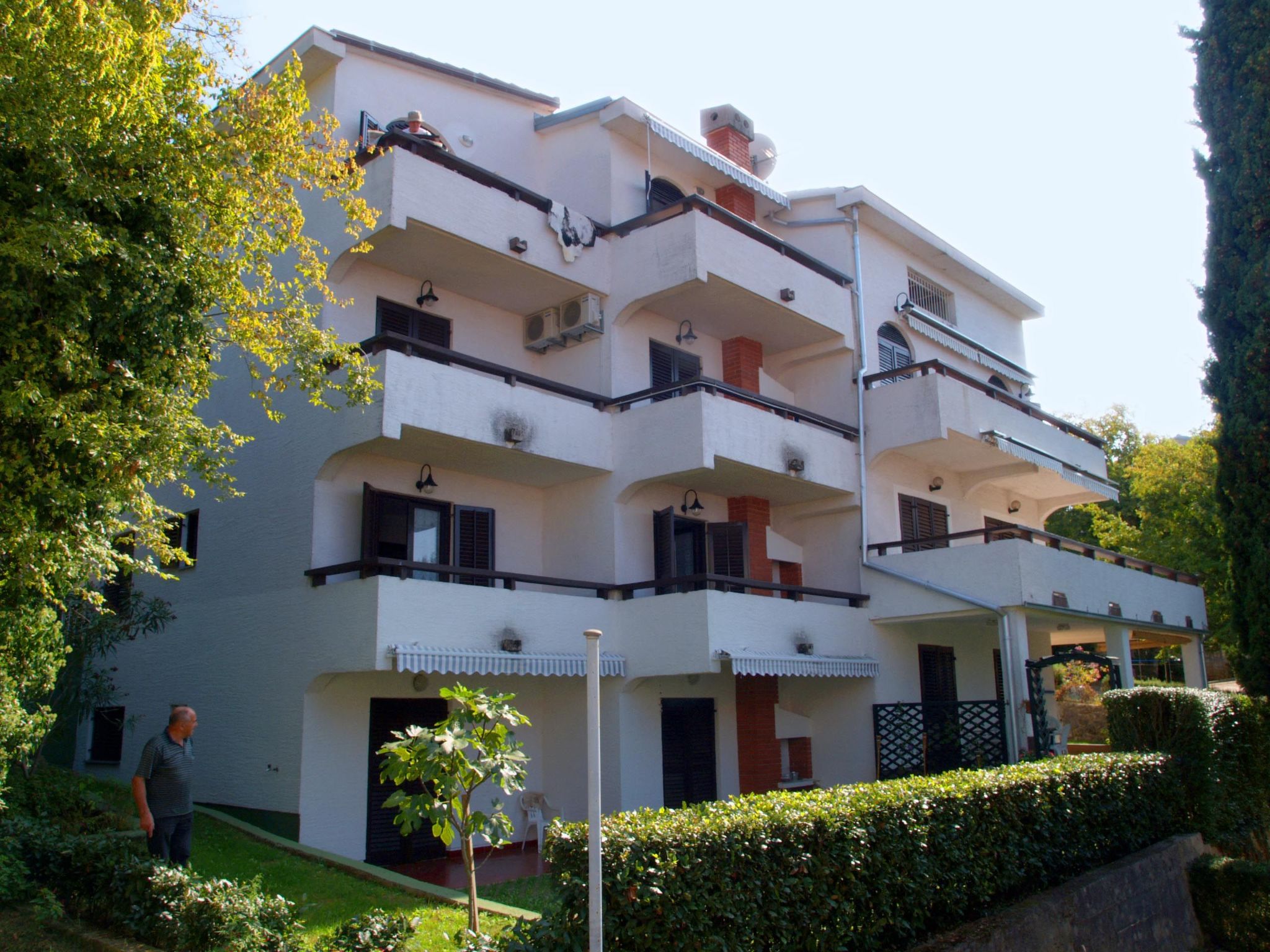 Mit einem privaten Balkon mit Meerblick