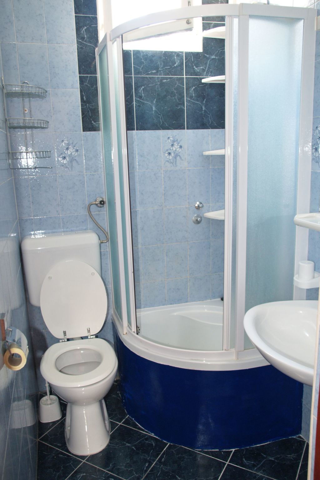 Studio mit Terrasse-Image-tags.info