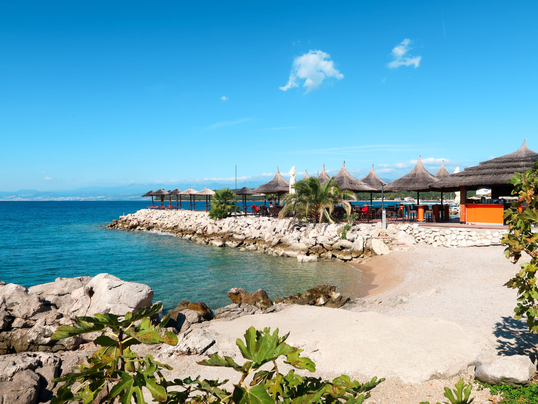 Wohnung mit Blick auf das Wasser-Omgeving