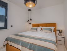 Ak Lux: Elegant appartement met privézwembad op 400m van zee in Njivice - thumbnail 3