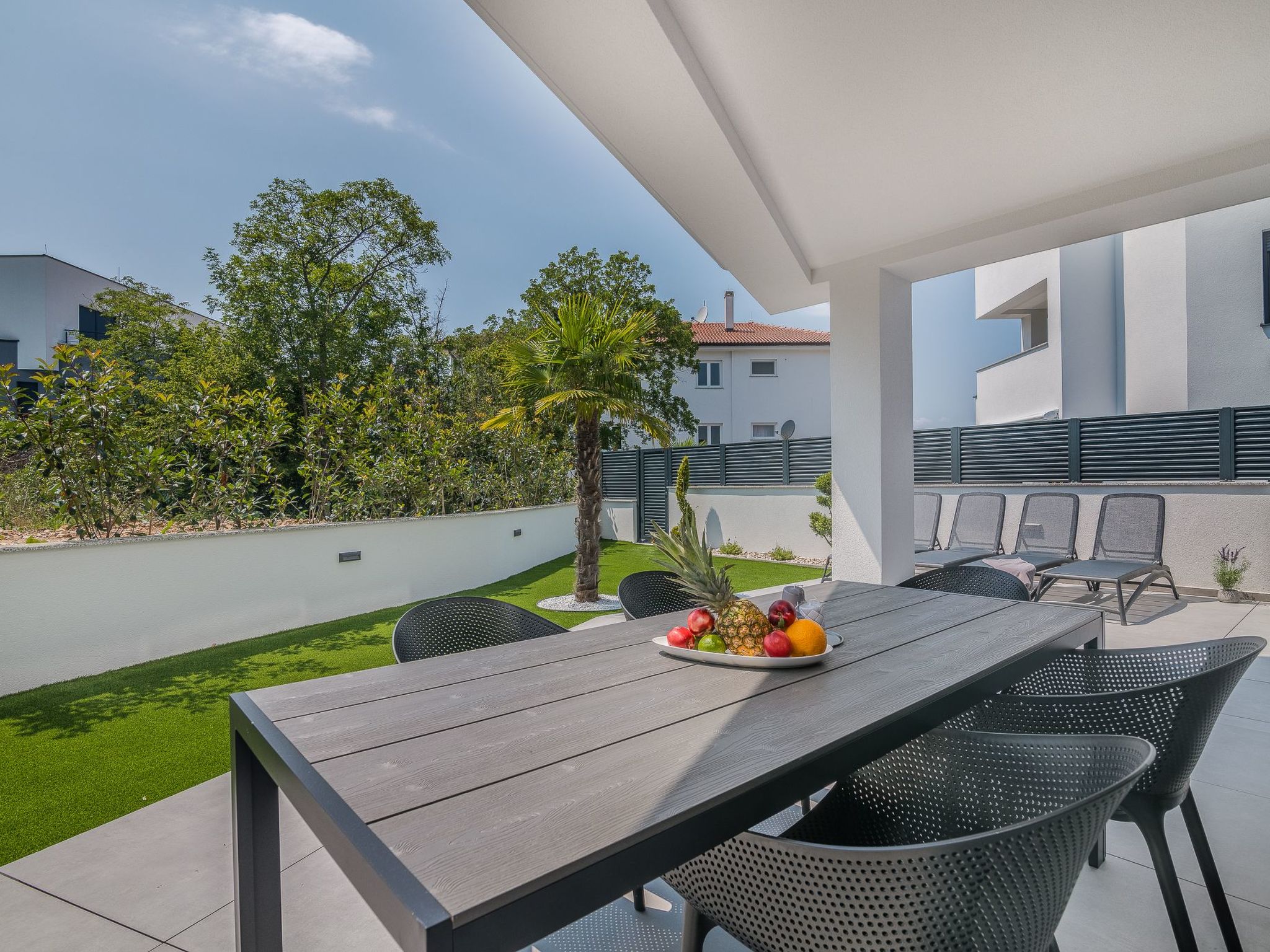 Ak Lux-Image-tags.info