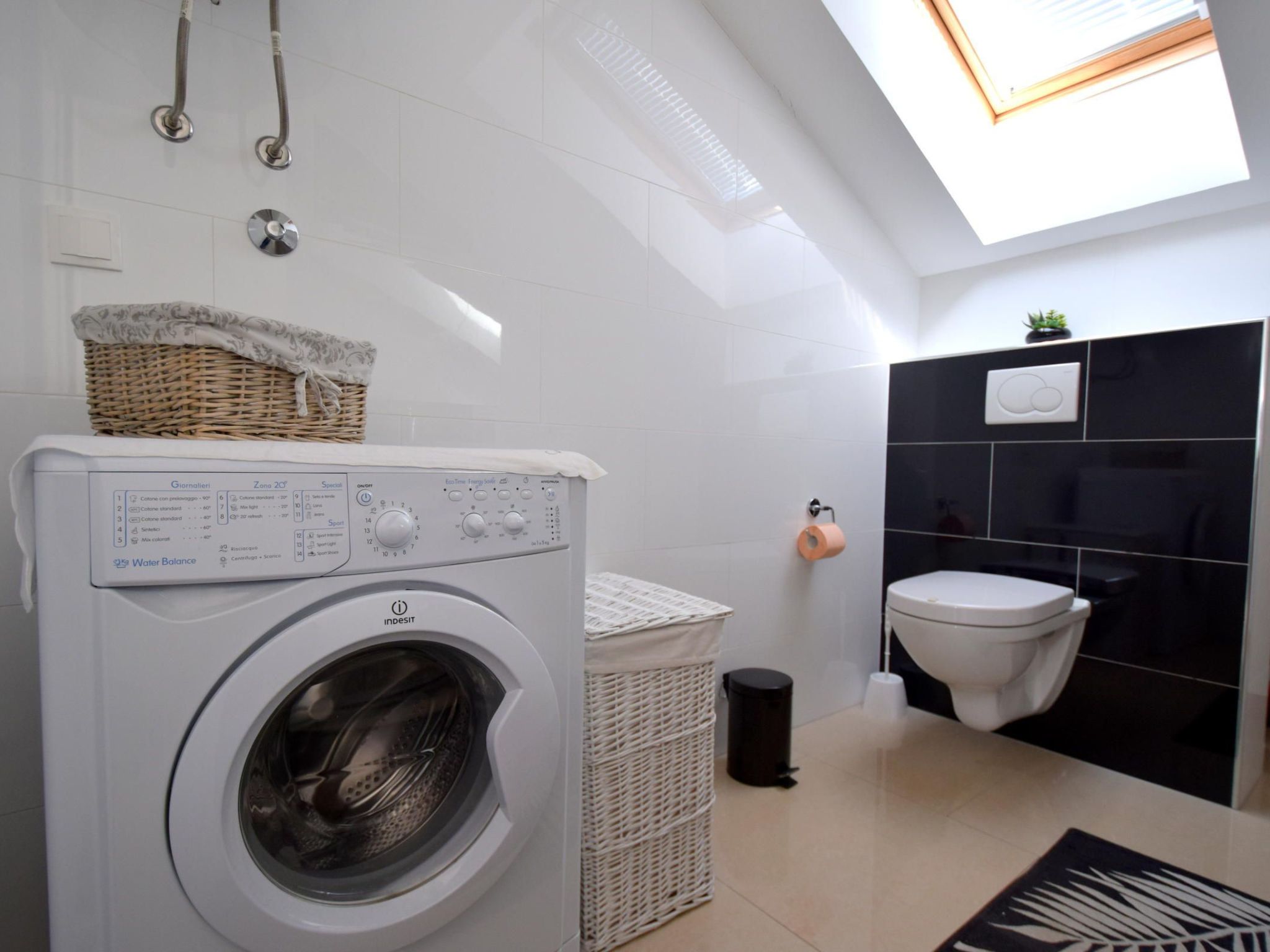 Roberto-Image-tags.info