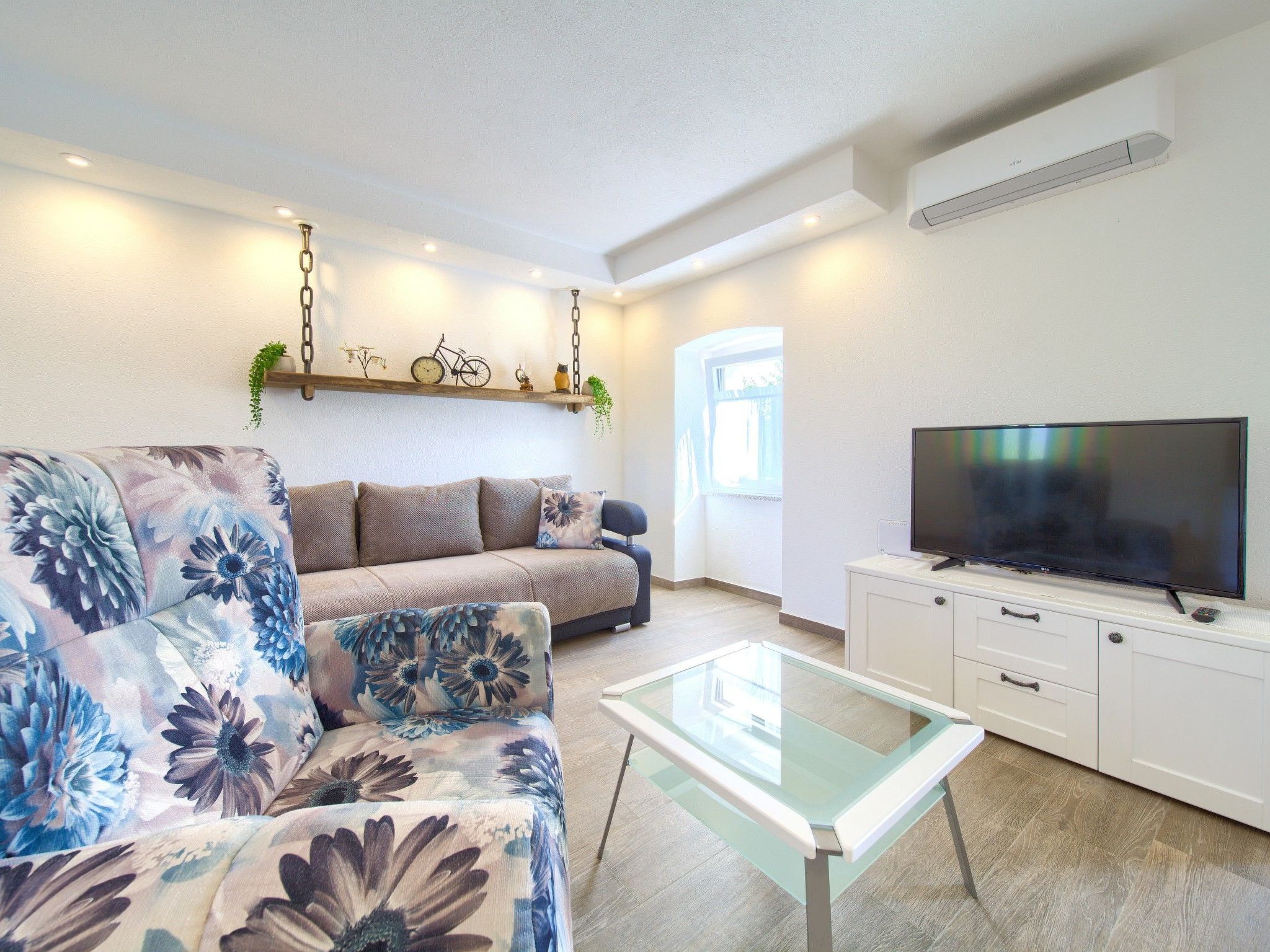 Morea-Image-tags.info