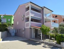 Knus appartement voor 2 personen vlakbij zee en strand in Njivice - thumbnail 2