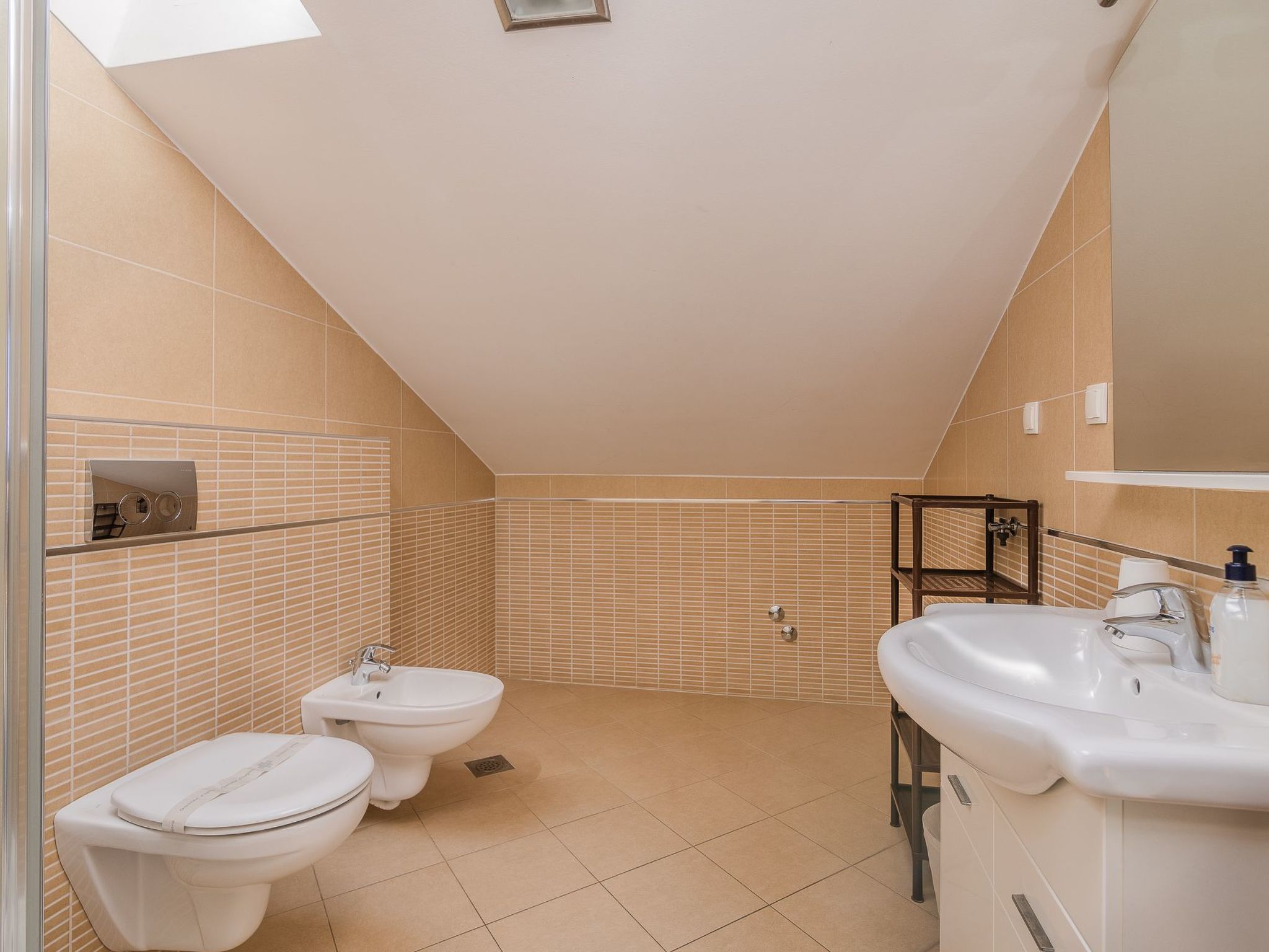 Katja 3-Image-tags.info