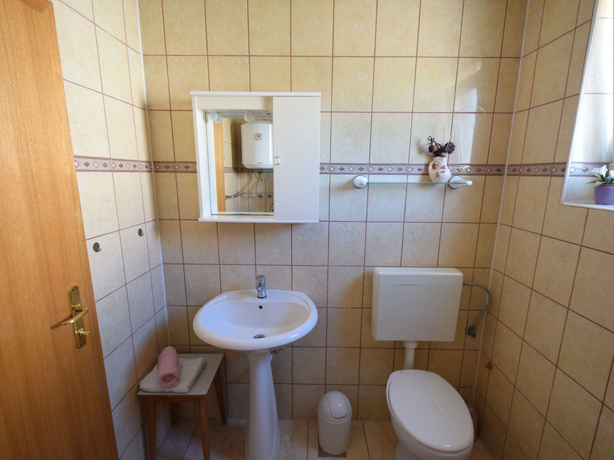 Fejer 4-Image-tags.info