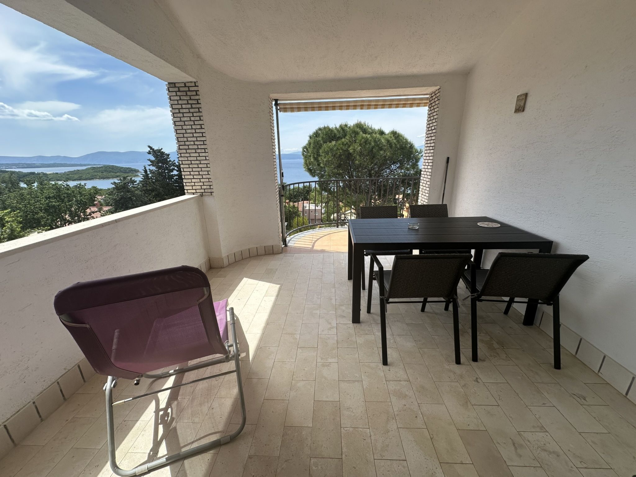 Apartment Gubic - 2 — view 1 of 14