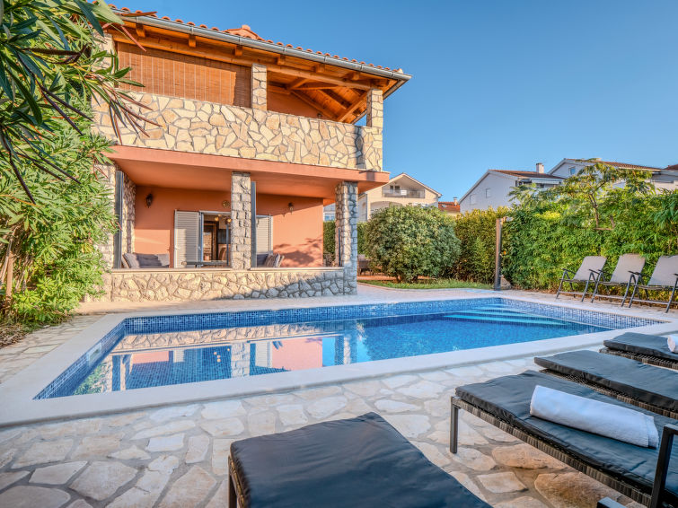 Vakantiehuis met privé zwembad in Krk/Malinska (Kroatië) voor 5 personen