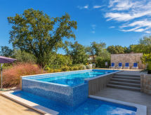 Villa Roko: Luxe vrijstaande villa met privézwembad en sauna bij Malinska - thumbnail 3