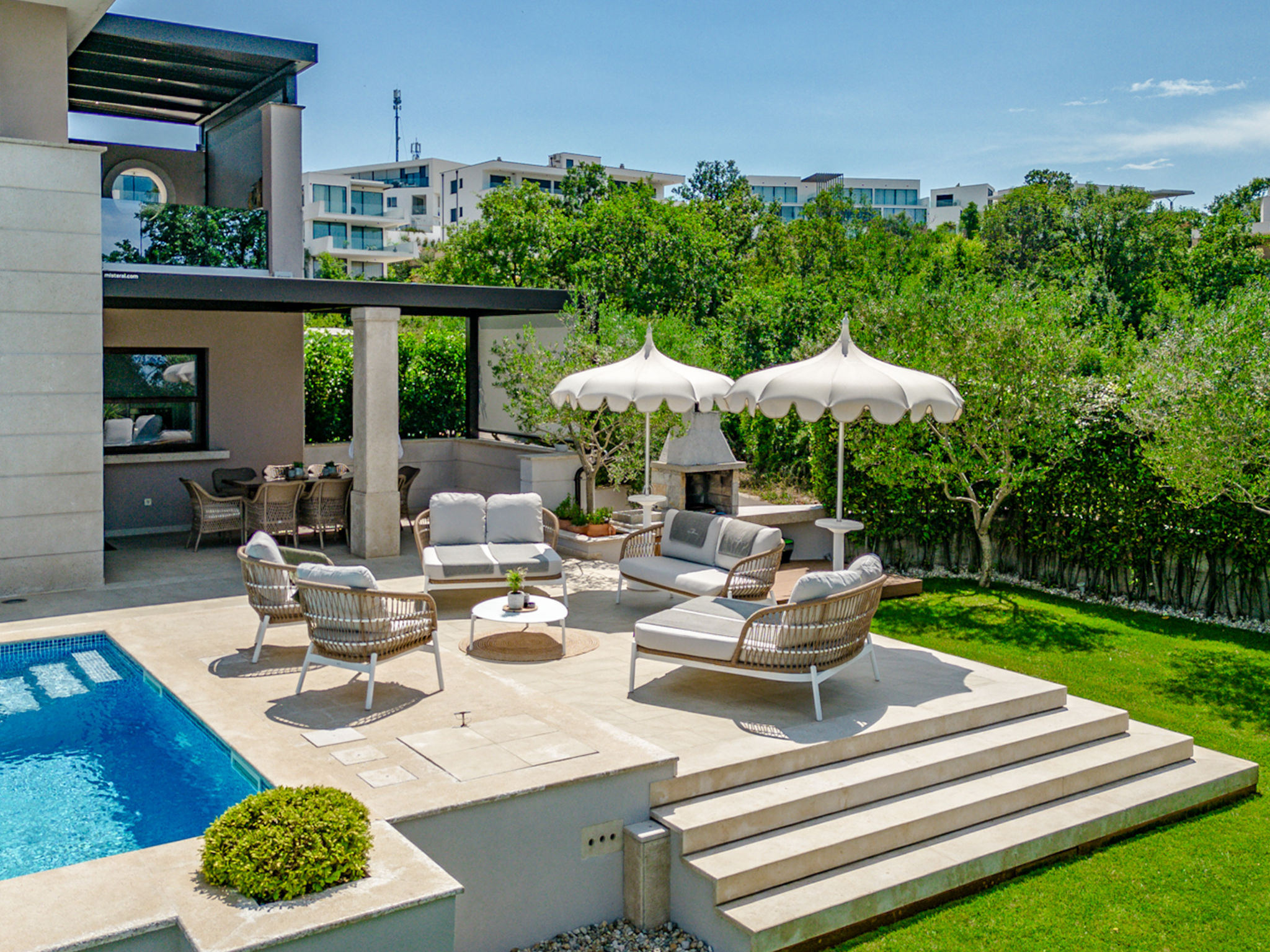 Villa Prestige Deluxe-Outside
