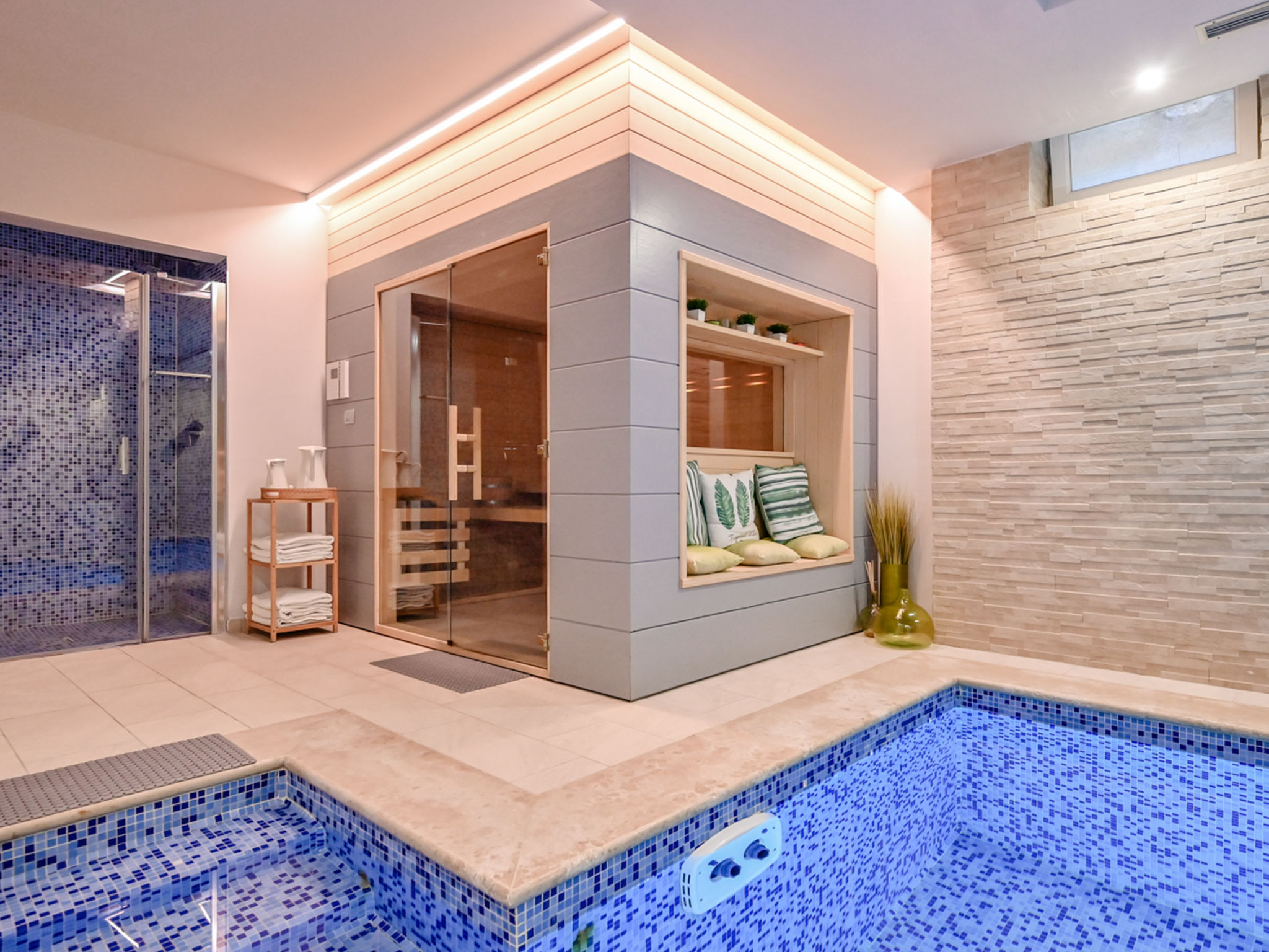 Villa Prestige Deluxe-Inside