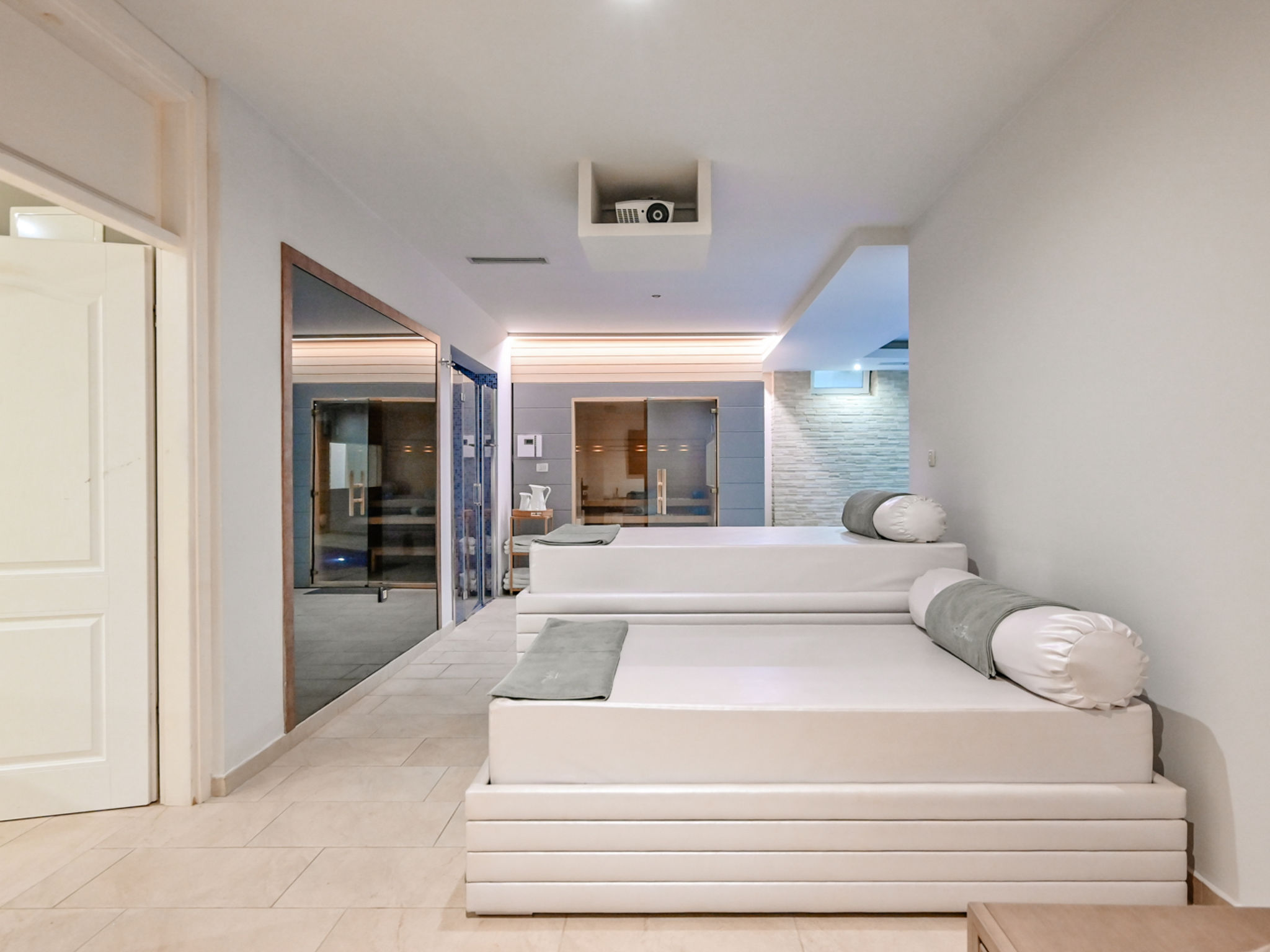 Villa Prestige Deluxe-Inside