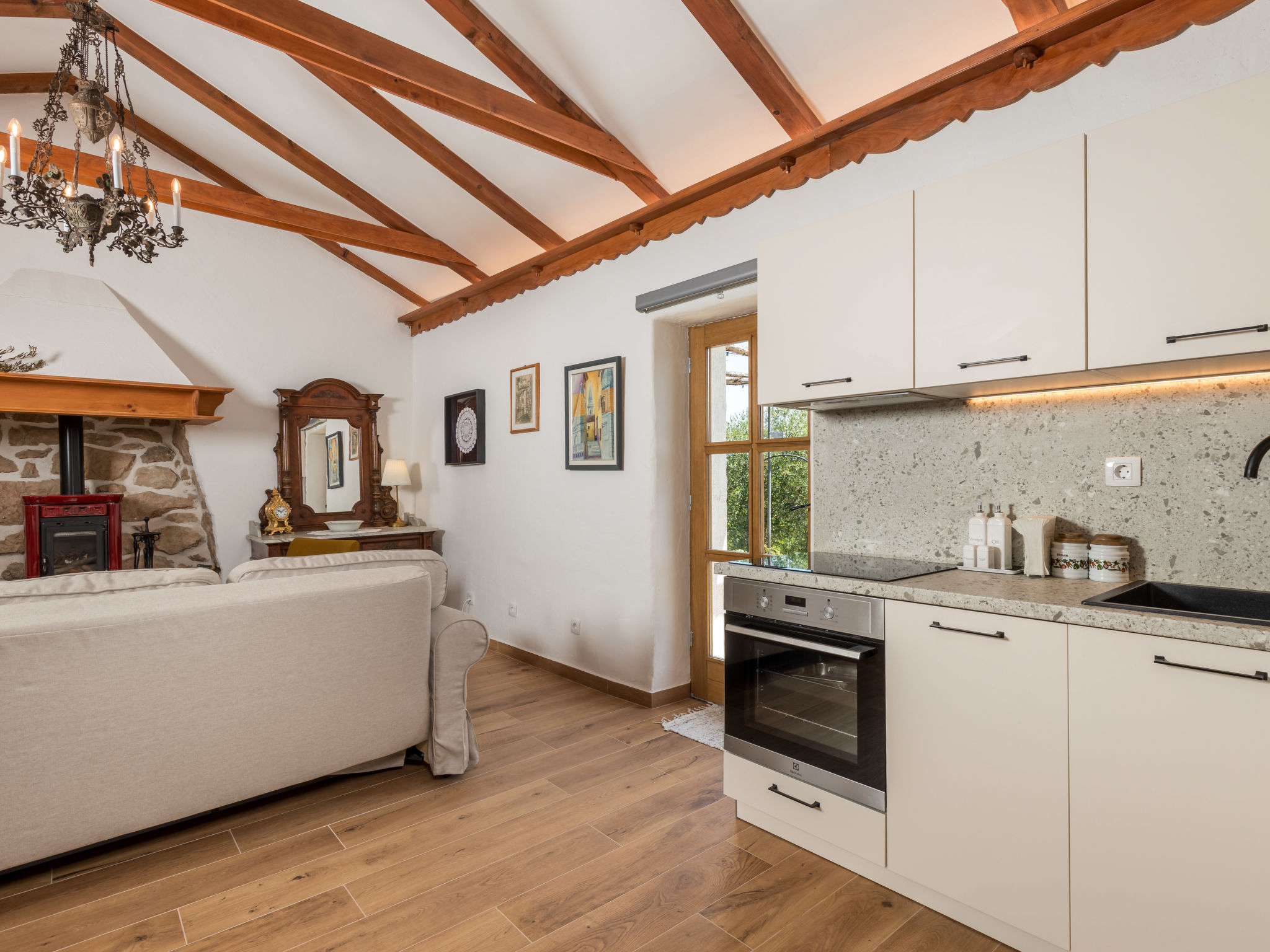 Appartement Mia – Cuisine et coin repas, photo 32 sur 52